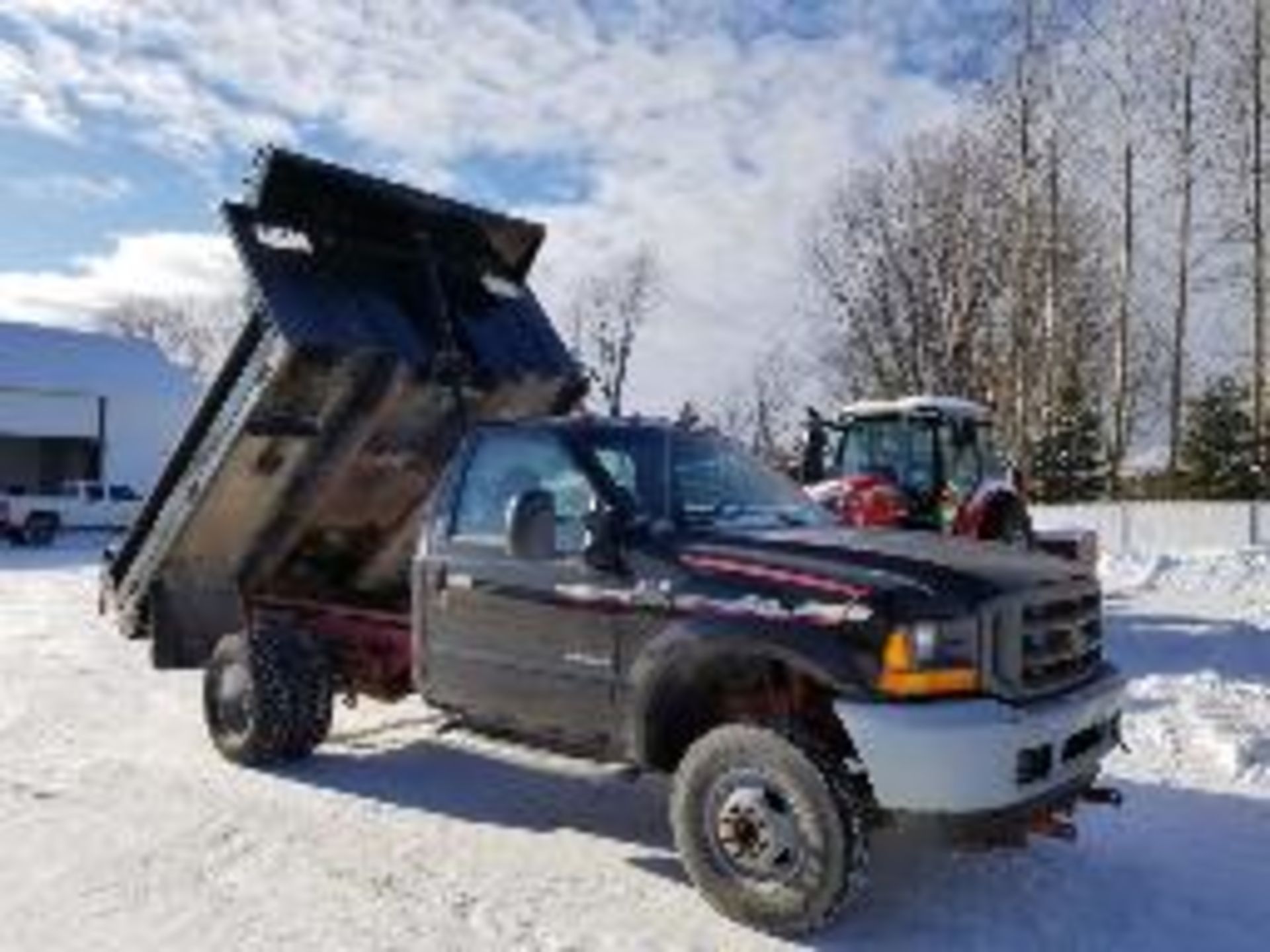 2001 Camion DRW, 313 458 km, automatique, 7.3 litres, diesel, 2 essieux, 8 cyl., PNVB 12 500 lbs,