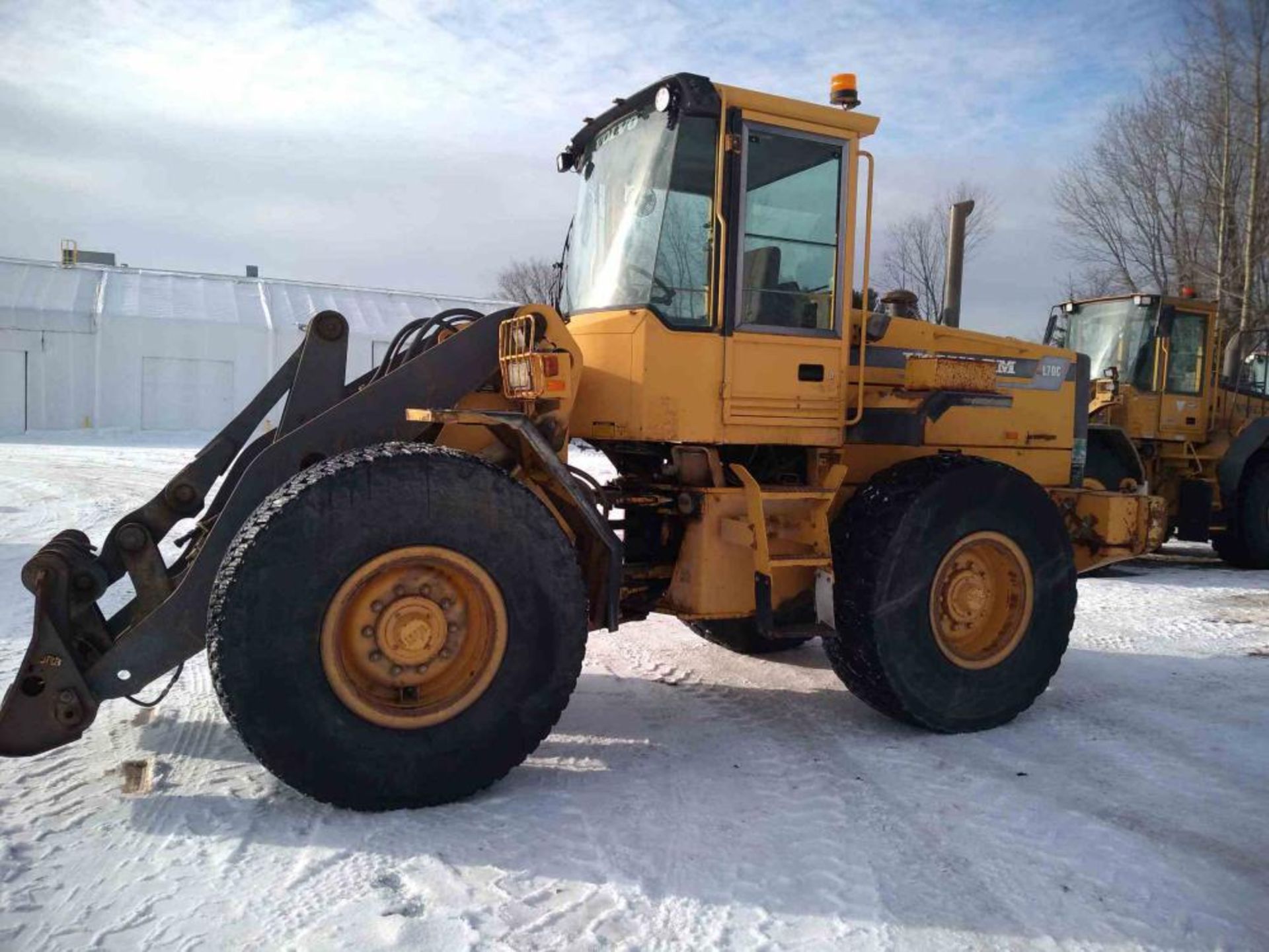 1995 Volvo L70C, 30 617 hres non-vérifiées, Moteur reconditionné en 2018, Snow plus 20.5x25