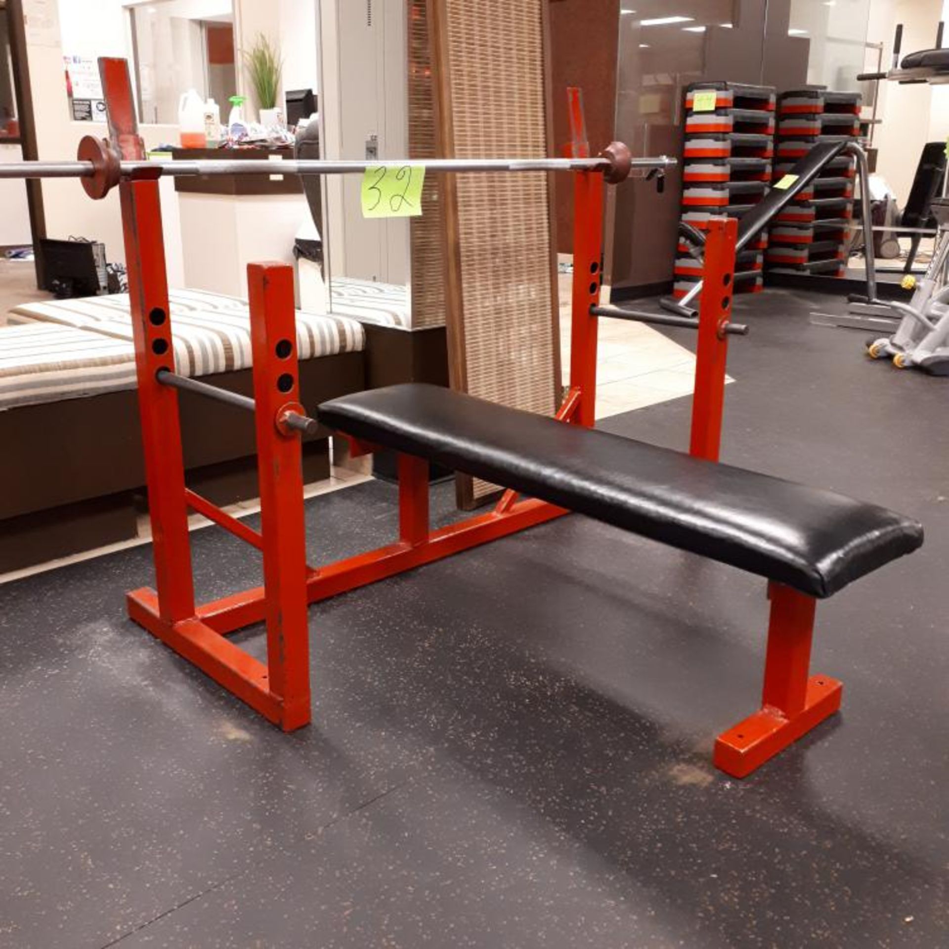 BANC PLAT AVEC BARRE WEIDER (SANS POIDS)