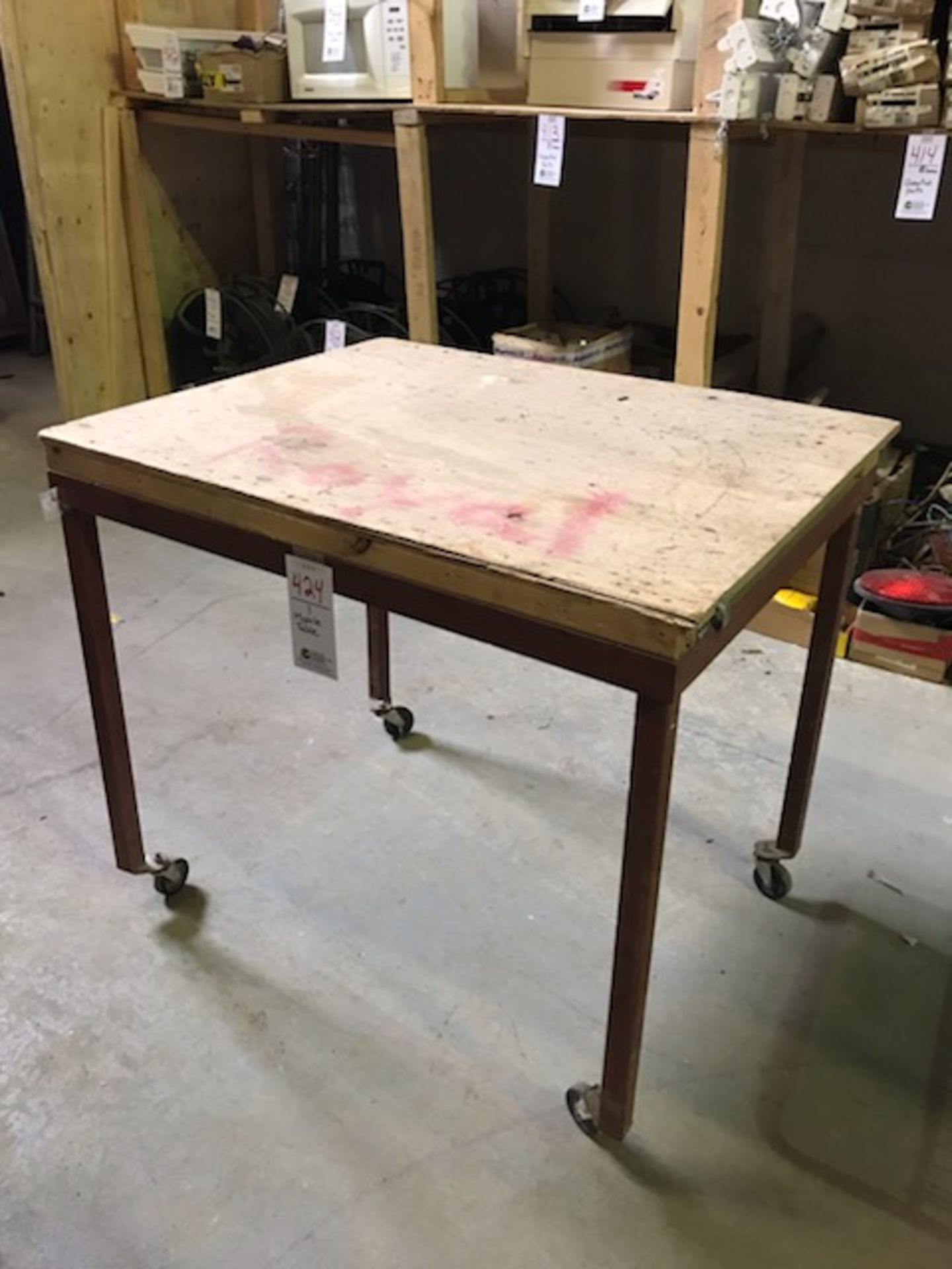 Mobile table