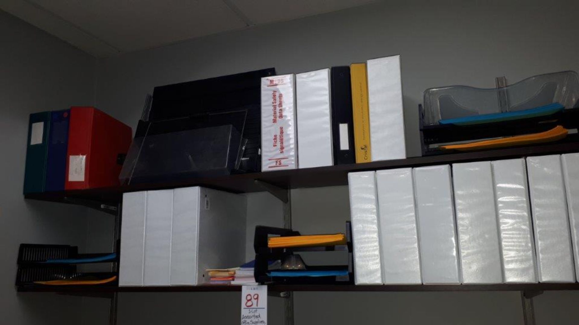 Assorted office supplies,etc…(Lot)