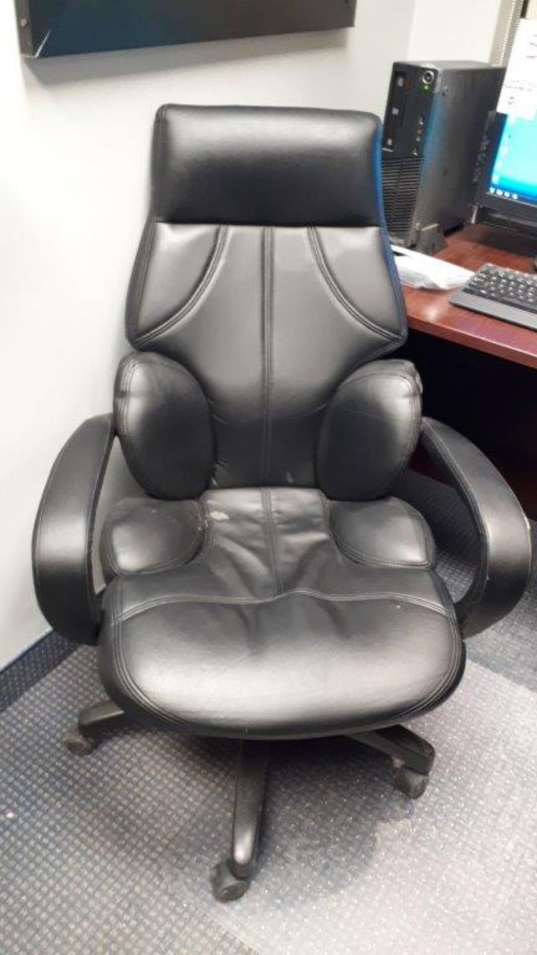 Executive armchair