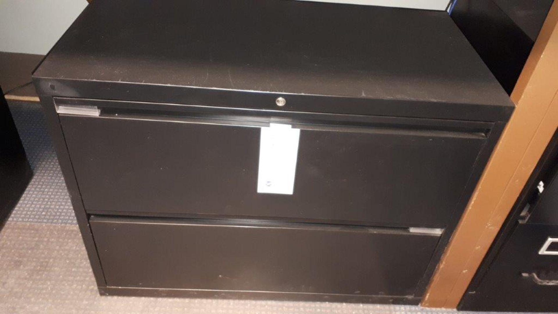 2-Drawer filing cabinet