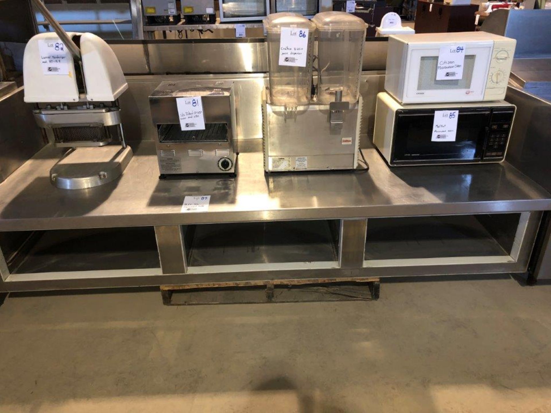 8ft Stainless steel equipment table