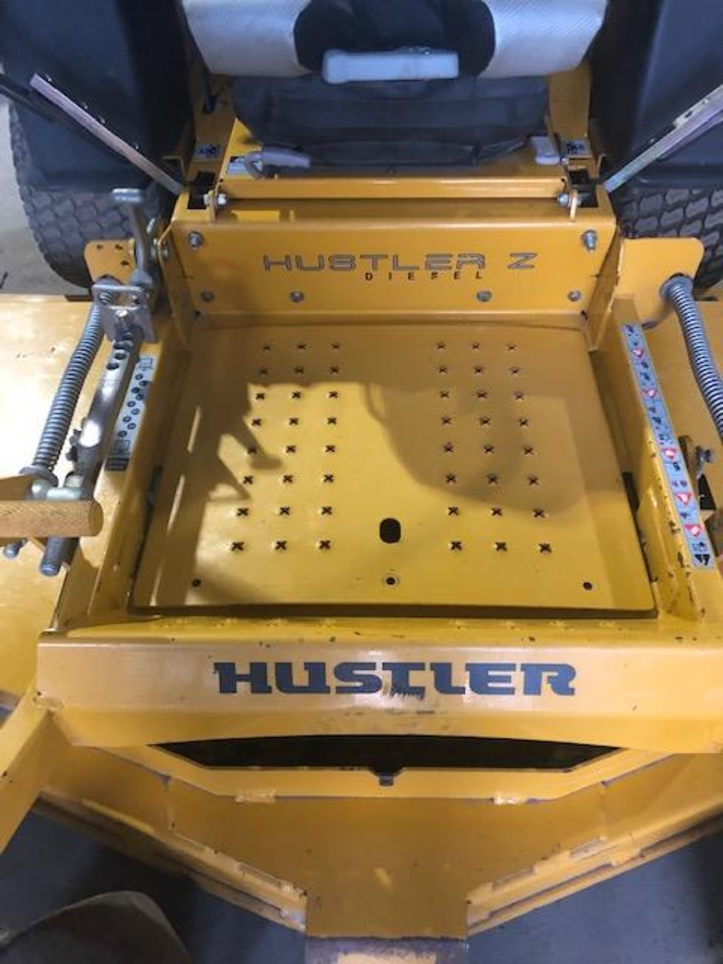 (2017) Hustler Diesel Z 72” Diesel heavy duty wide area mower w/acc. - Image 5 of 6