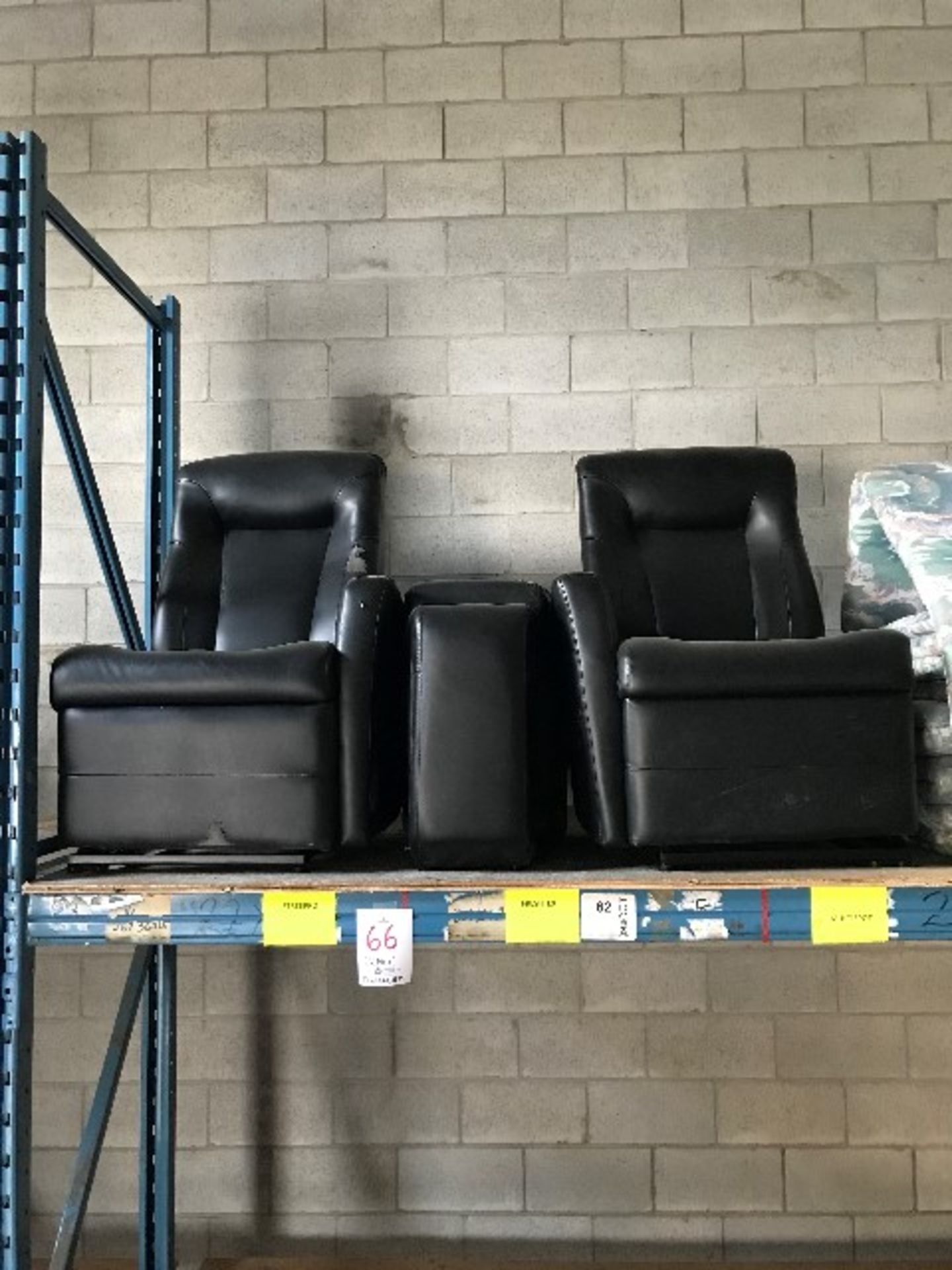 (Lot) Recliners, damaged, 2pcs