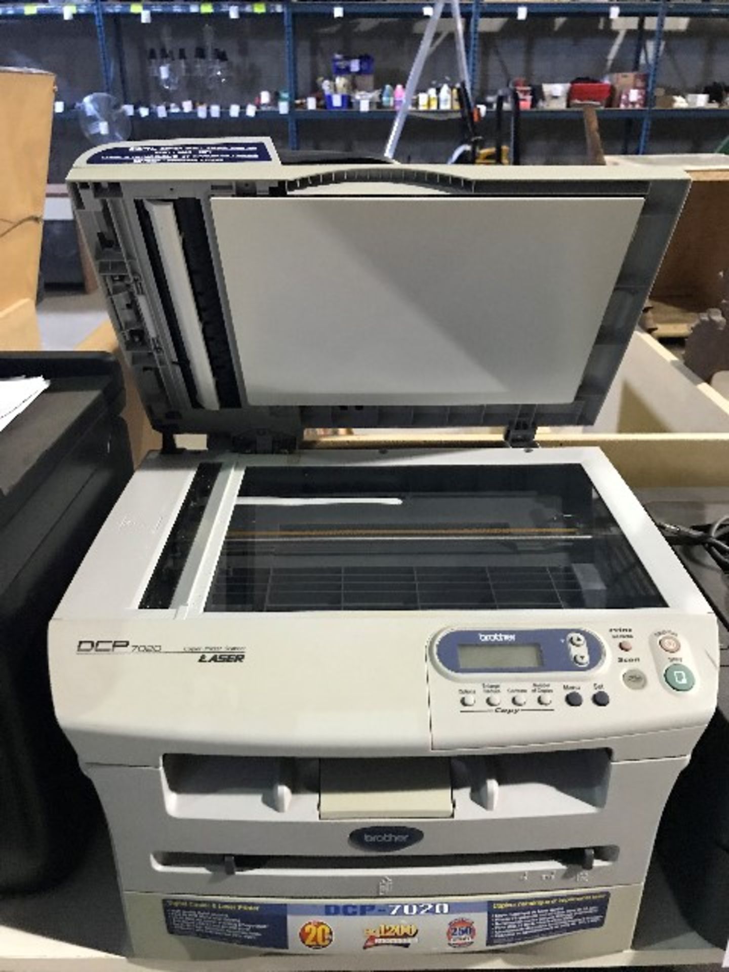 Brother DCP7020 copier & printer - Image 2 of 2