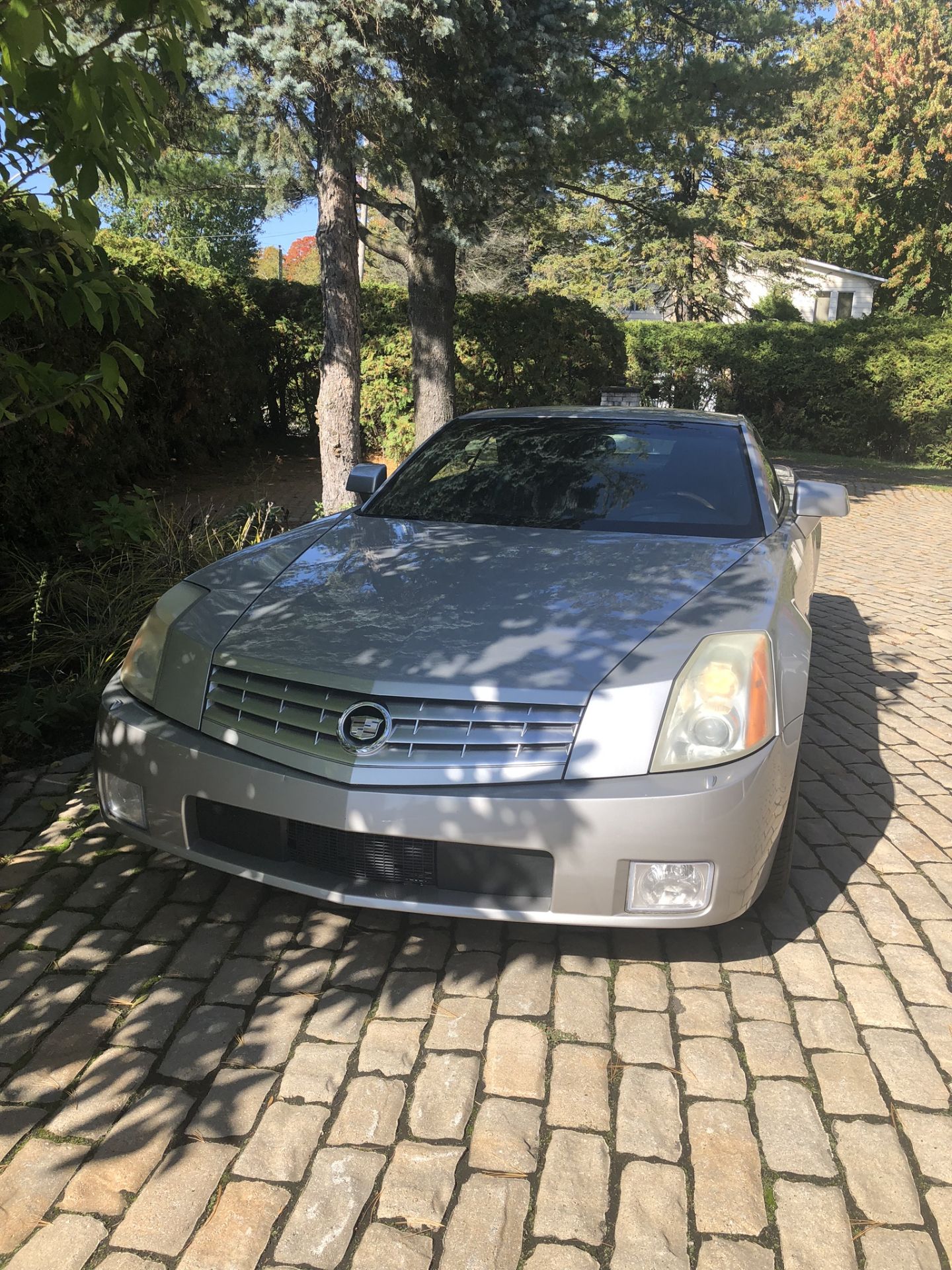 (2005) Cadillac XLR Convertible Fully Equipped. - Image 2 of 10