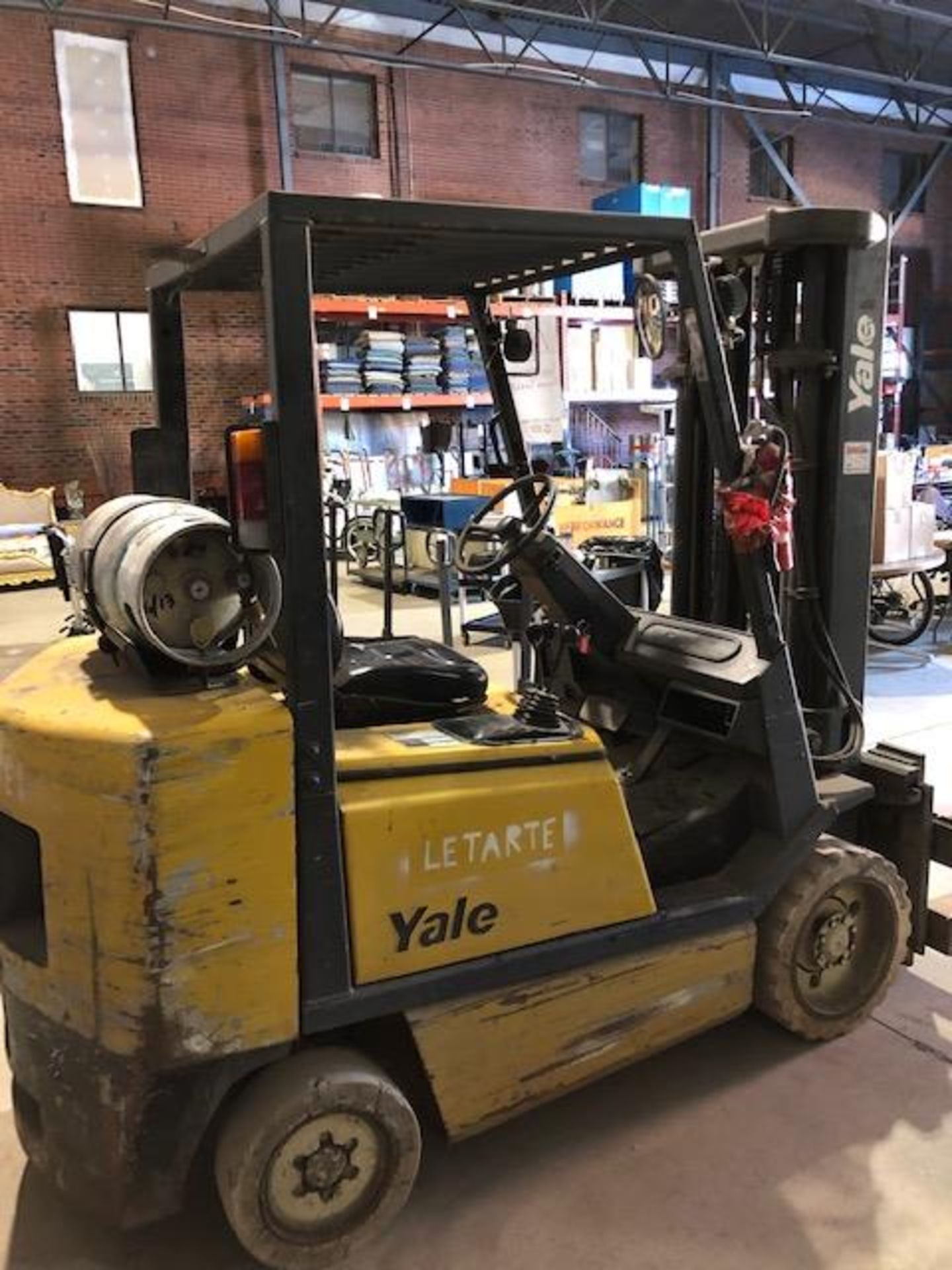 Yale 5000lbs Propane Fork Lift serial no: E187V05685V - Image 2 of 3