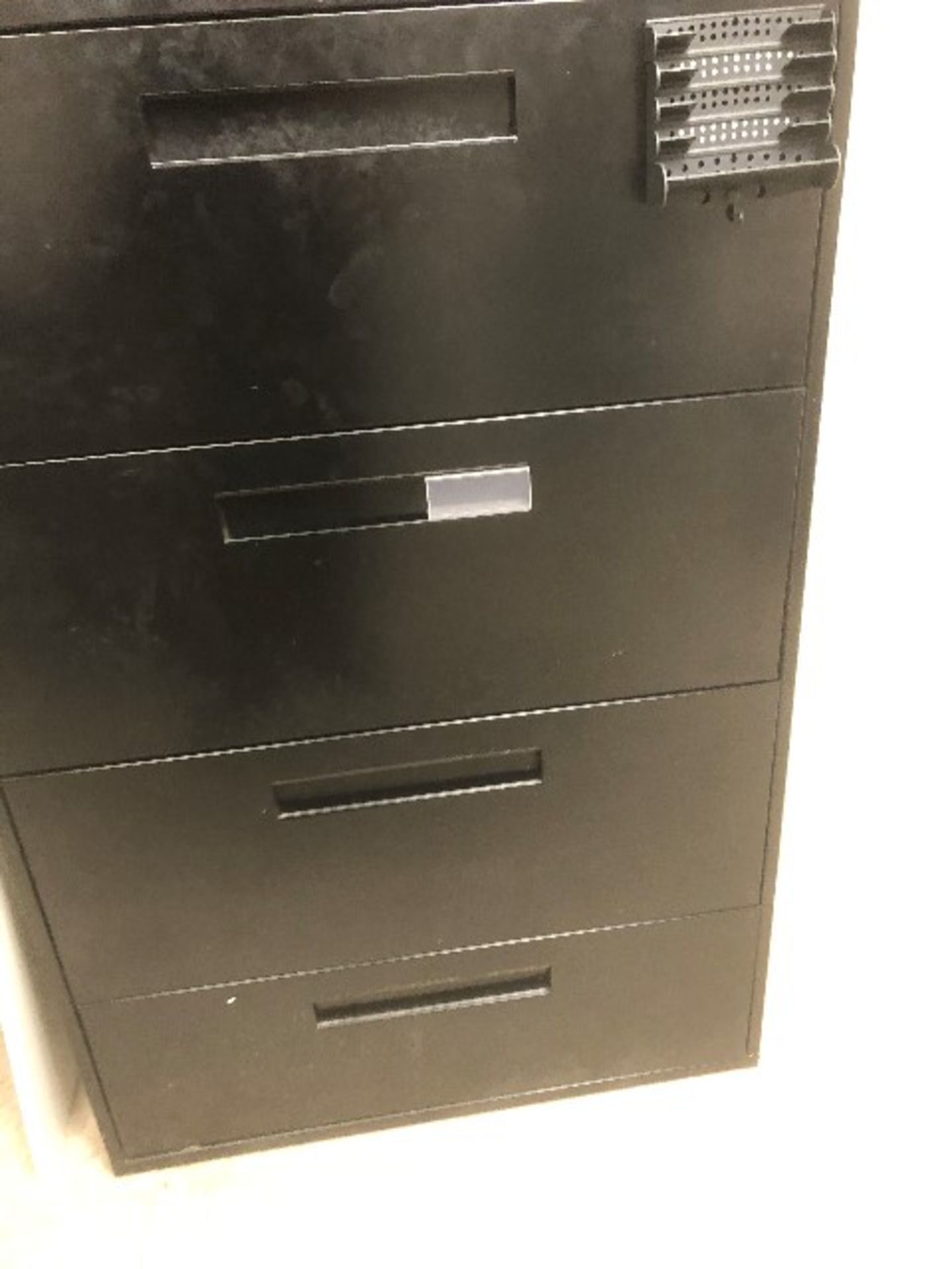 Filing cabinet 4 drawer