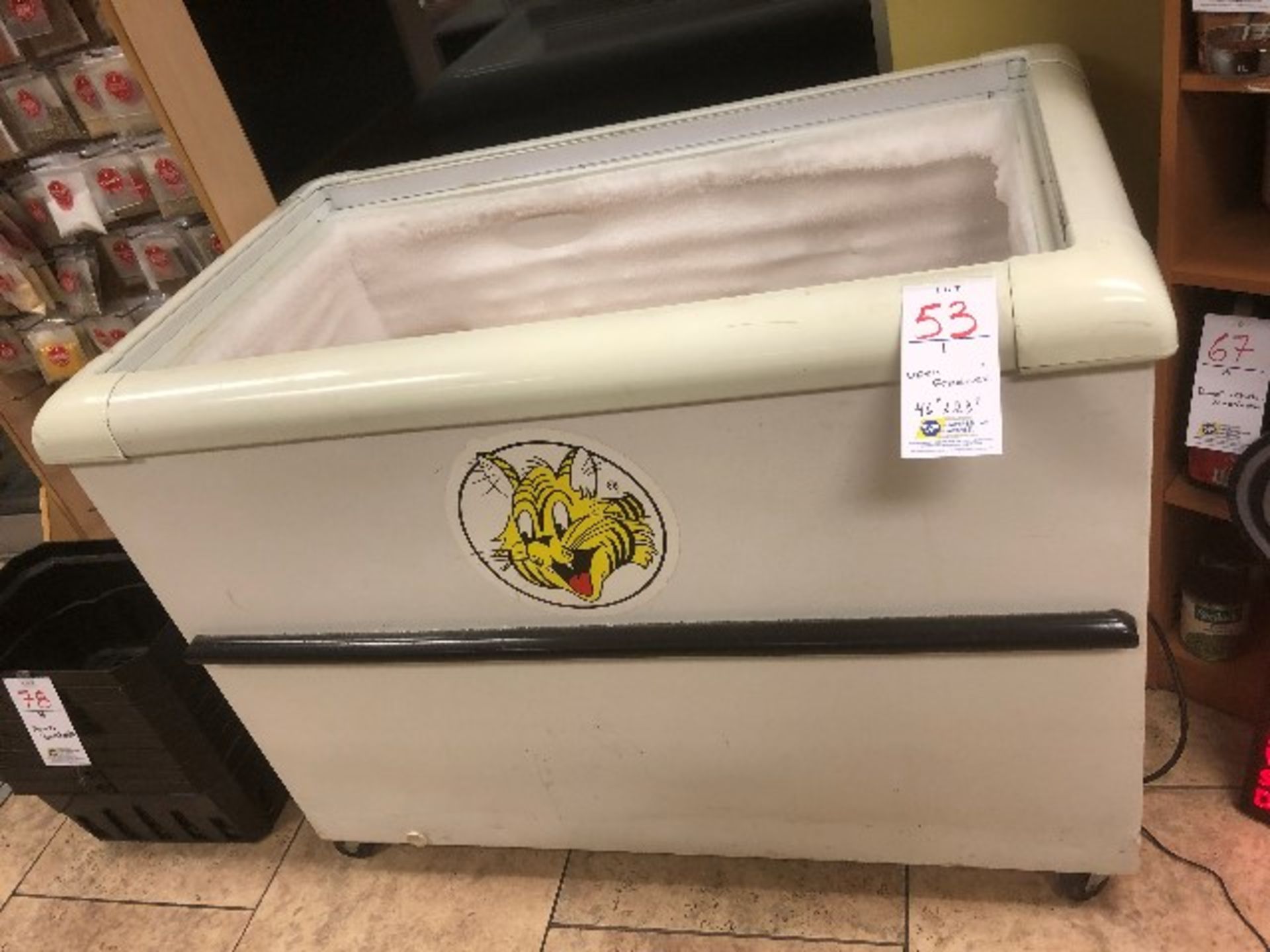 Open freezer 46” x 28”