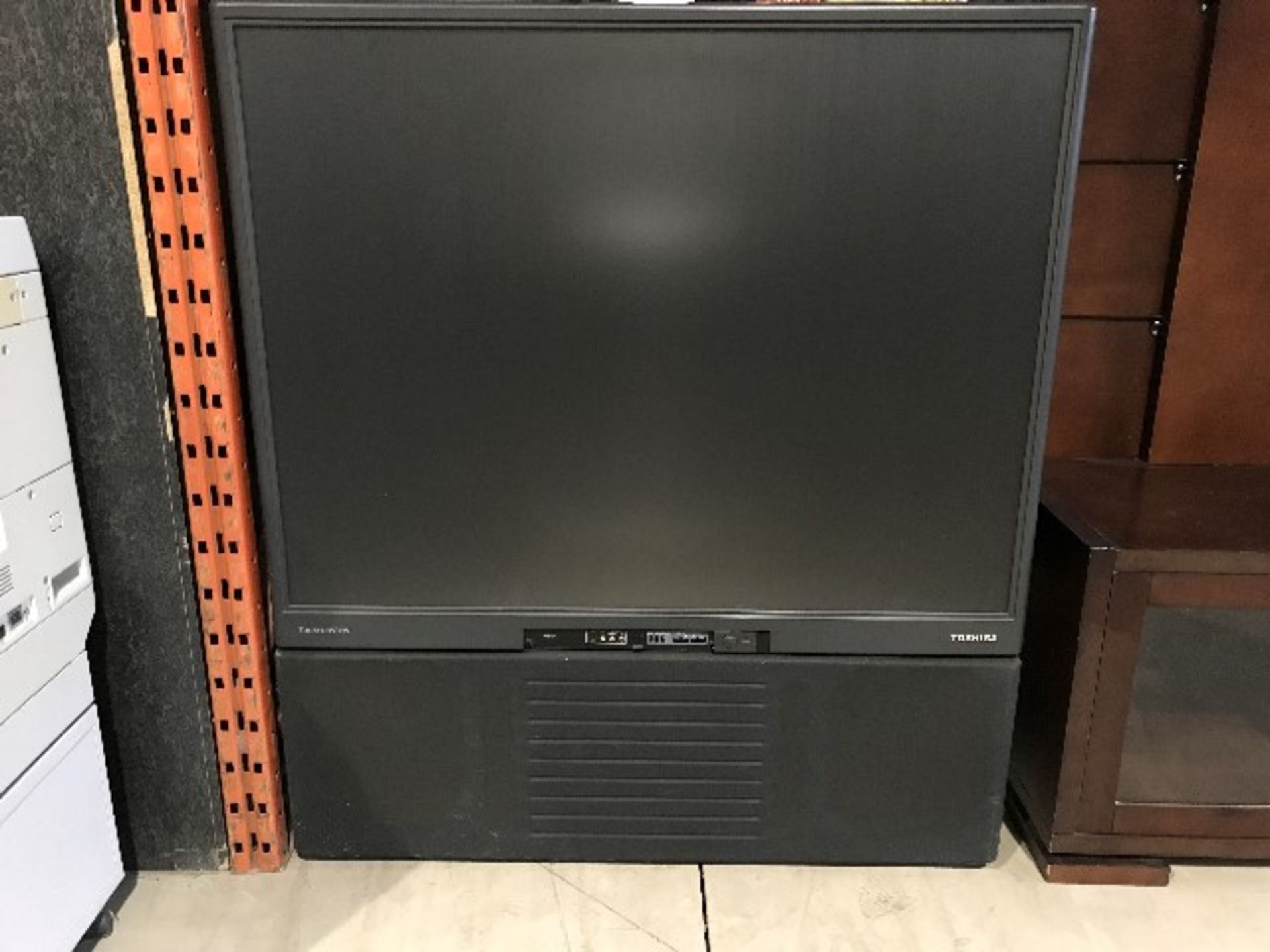 Toshiba Theatreview 55” projecton television