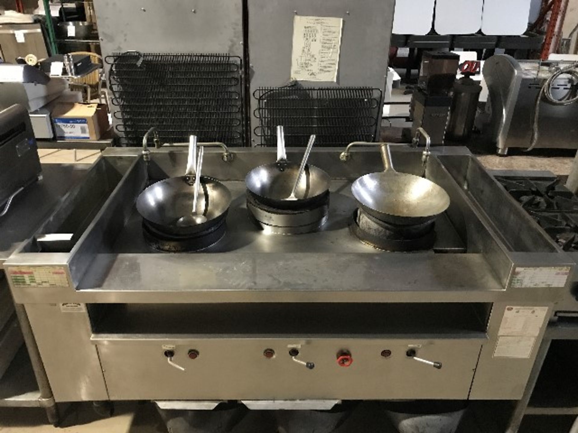 Supreme triple gas burner wok station - Image 2 of 2