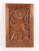 ReliefbildAfrika, Ghana. Darstellung von menschlichen Figuren und Tieren. Holz geschnitzt. 75,5 x