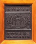TeeziegelChina. Auf Vorder- und Rückseite schönes Reliefmuster. 23,8 x 18,5 cm. Holzrahmen.o. L.