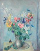Monogrammist20. Jh..Blumen in grauer Vase.Re. u. etwas undeutliches Monogramm. Öl/Lwd., 75,5 x 60,