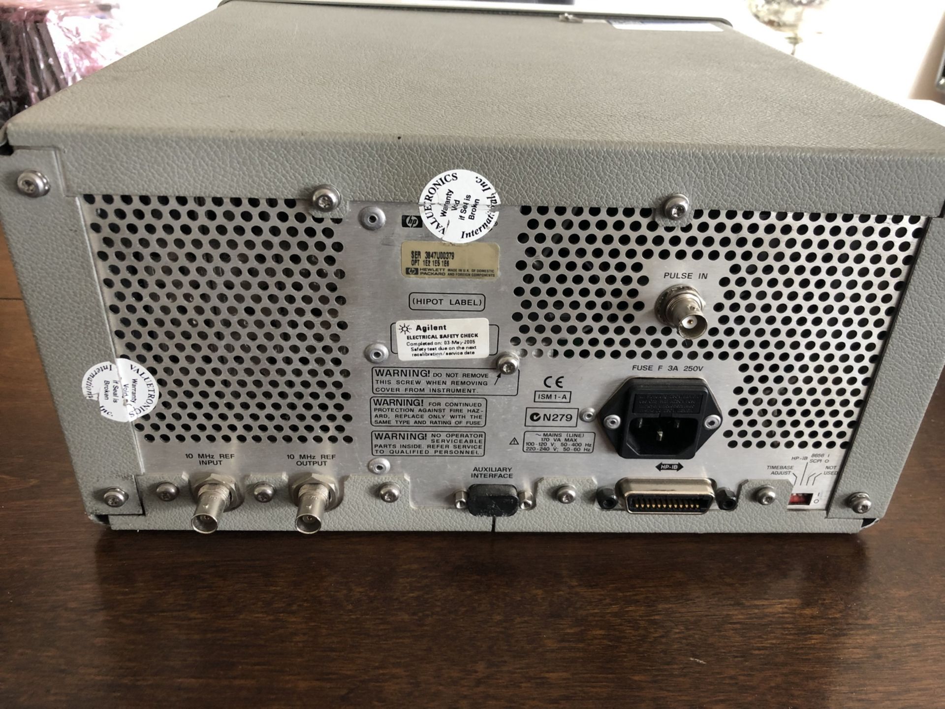 Hewlett Packard 8648D Signal Generator - Image 3 of 4