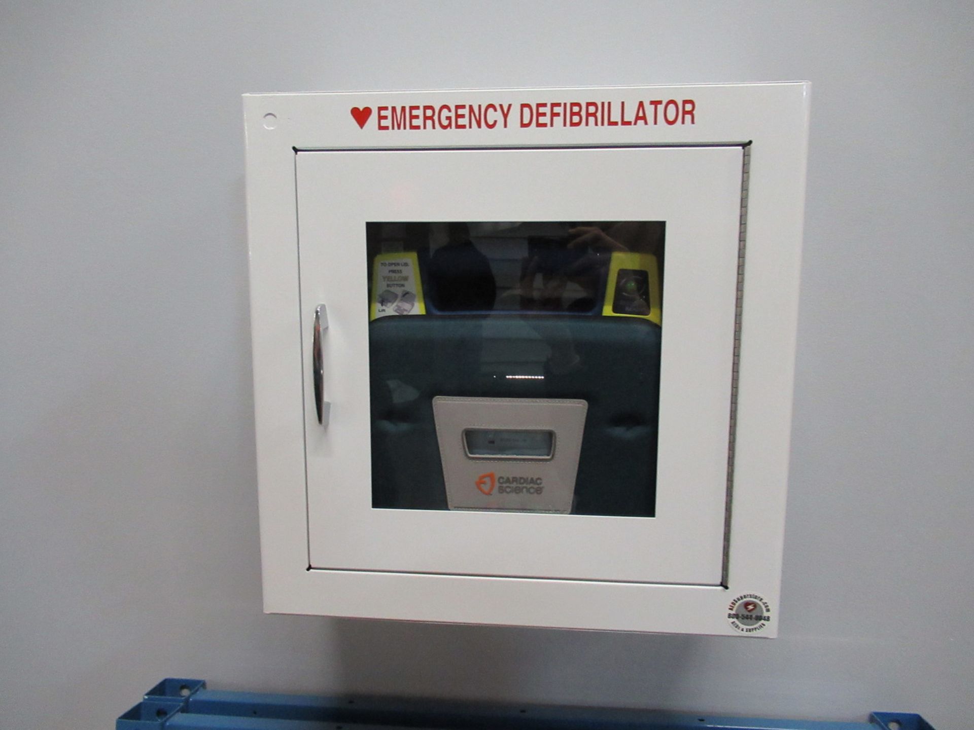 Cardiac Science AED Emergency Defibrillator