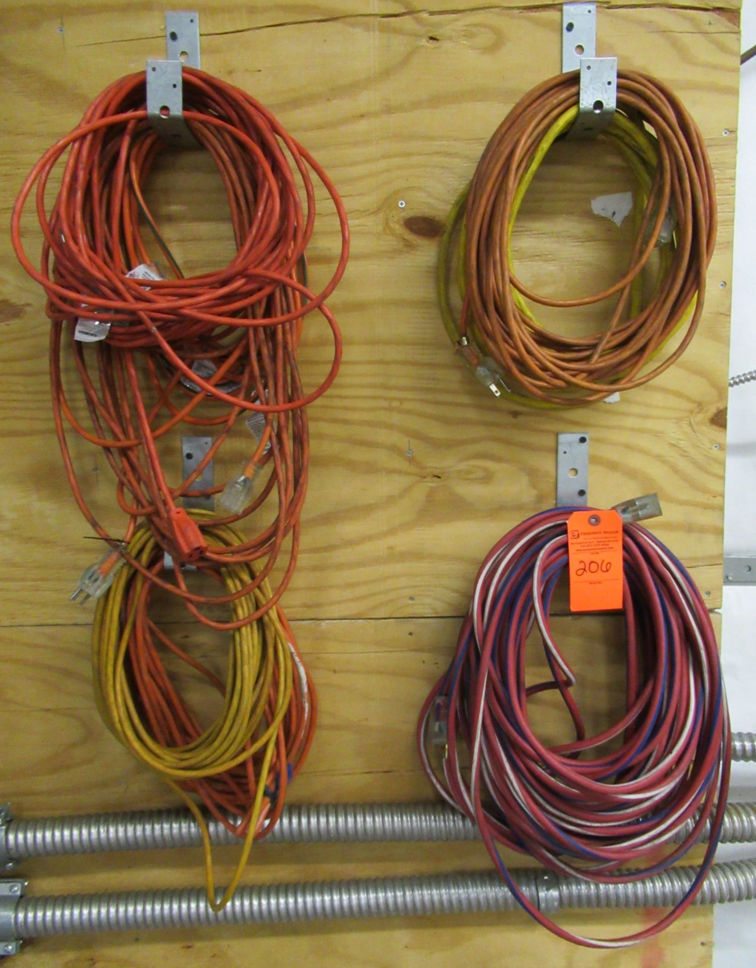 3 Heavy Duty Extension Cord and Reels S-19880 50 ft & 4 Extension Cords - Image 2 of 3