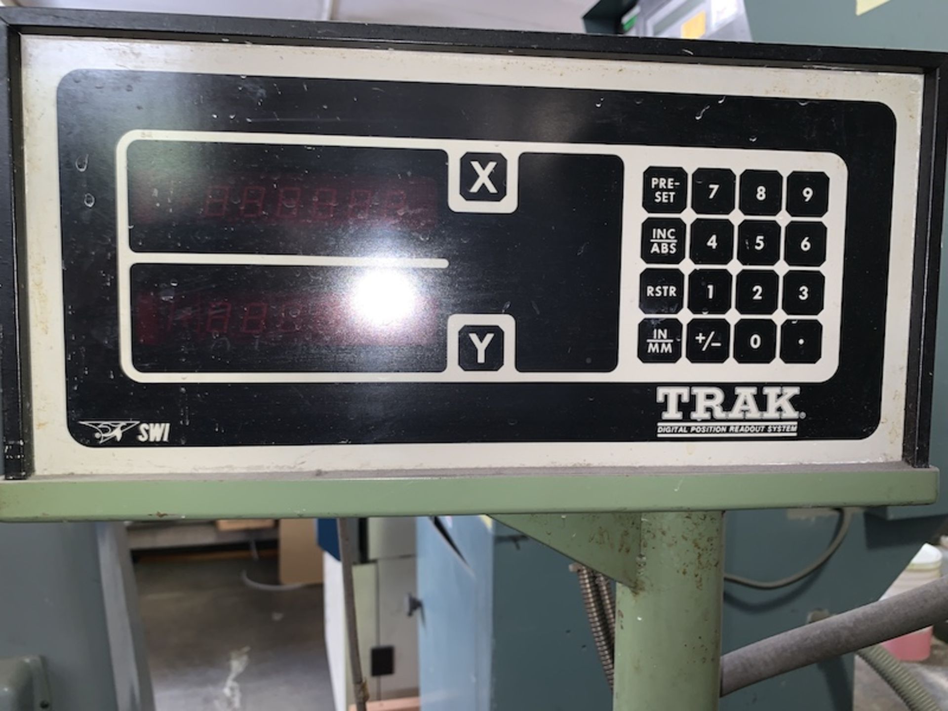 16 - ROGERS & CLARKE G300 -12" CAPACITY - GLASS GRINDER GENERATOR-TRAK DIGITAL READOUT - Image 5 of 23