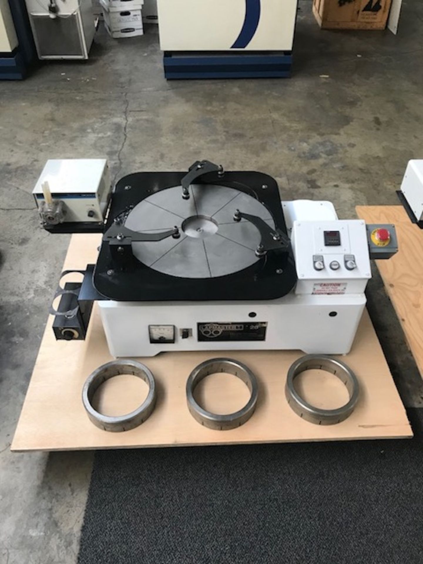 19 - 20" LAPMASTER VARIABLE SPEED LAPPER W/NEW LAP PLATE & 3 RINGS - W/PUMP - Image 2 of 12