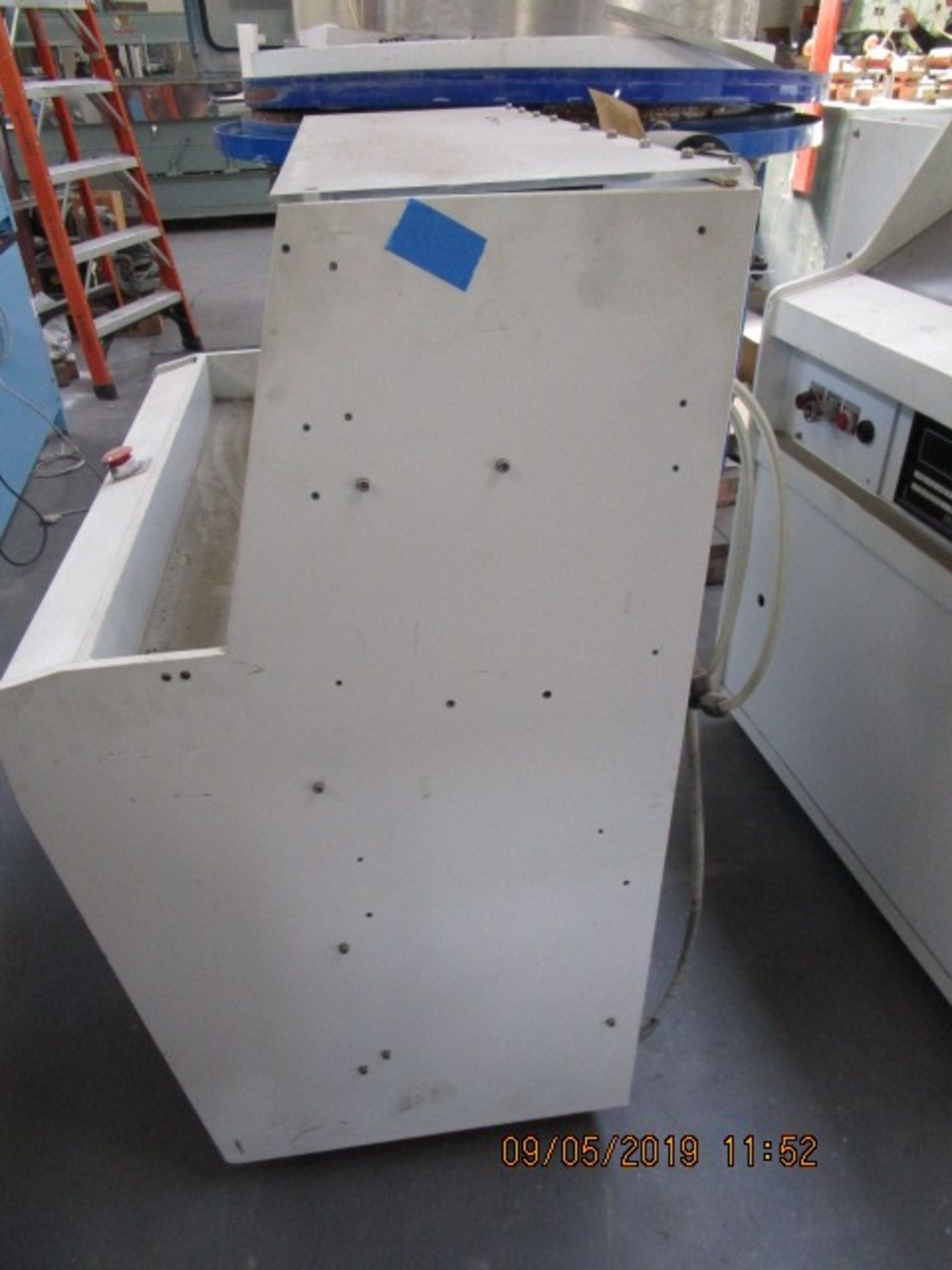 57 - OLIVER DESIGN 95MM DISK SCRUBBING MACHINE, DIMS 48X36X60" - SAN CARLOS - Image 9 of 12