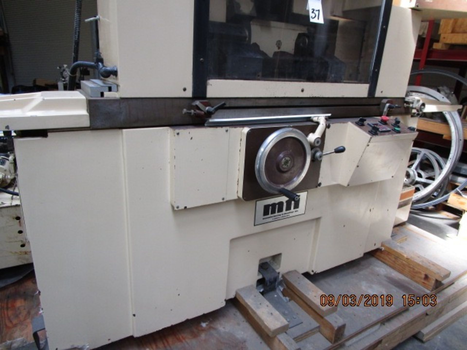 37 - MTI-VEECO 12X30" HIGH PRECISION CYLINDRICAL GRINDER - Image 8 of 20