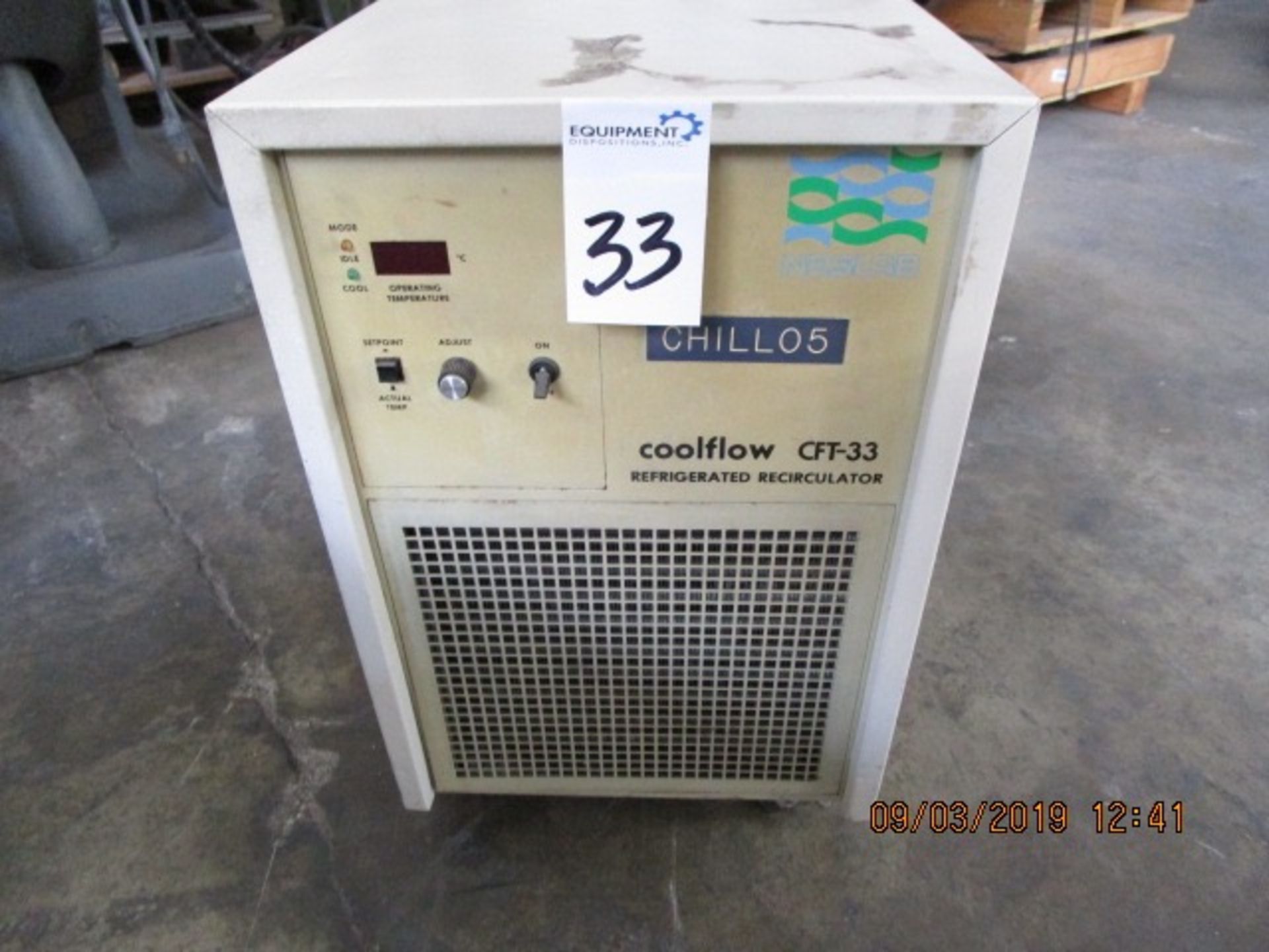 33 - NESLAB COOLFLOW CFT-33 RECIRCULATOR CHILLER, 115V, DIMS 24X36X36"