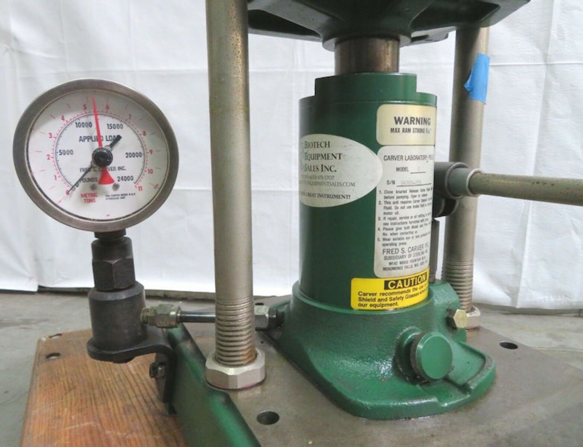 Fred S. Carver model C Manual Laboratory Press 12-Ton - Gilroy - Image 3 of 4