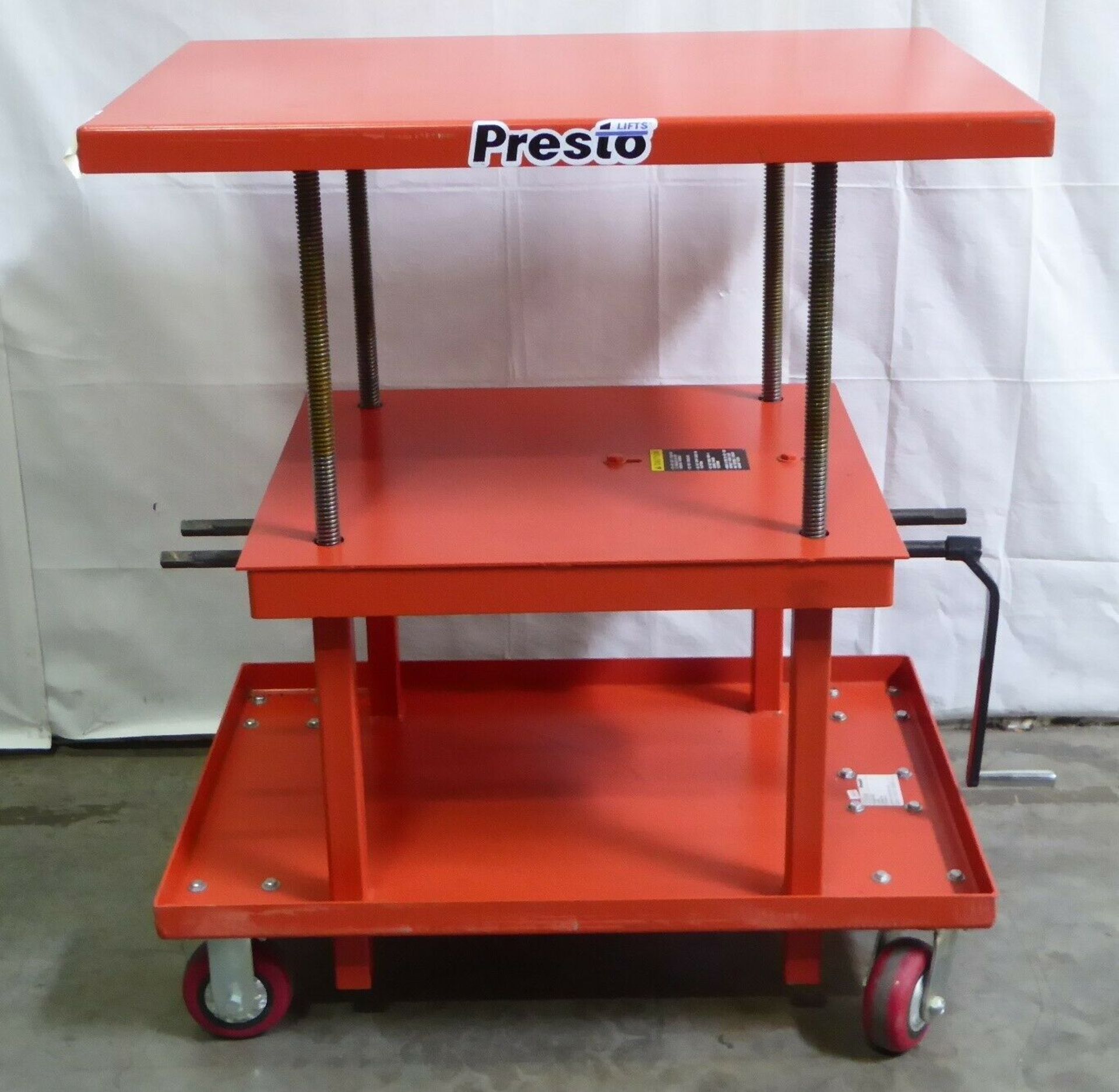 Presto 2,000LB Lift P2436 with Handle - Gilroy - Image 4 of 4