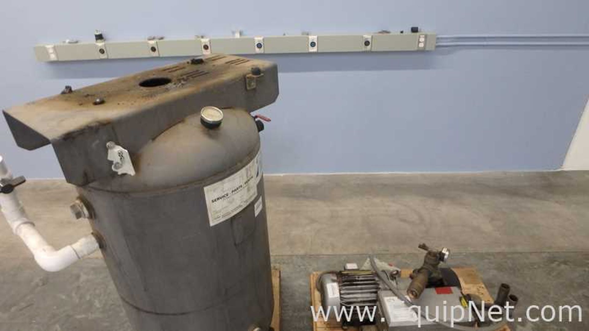 Busch RC0063.E506.1001 Vacuum Pump with Manchester 80Gals Air Storage Tank - Image 3 of 13