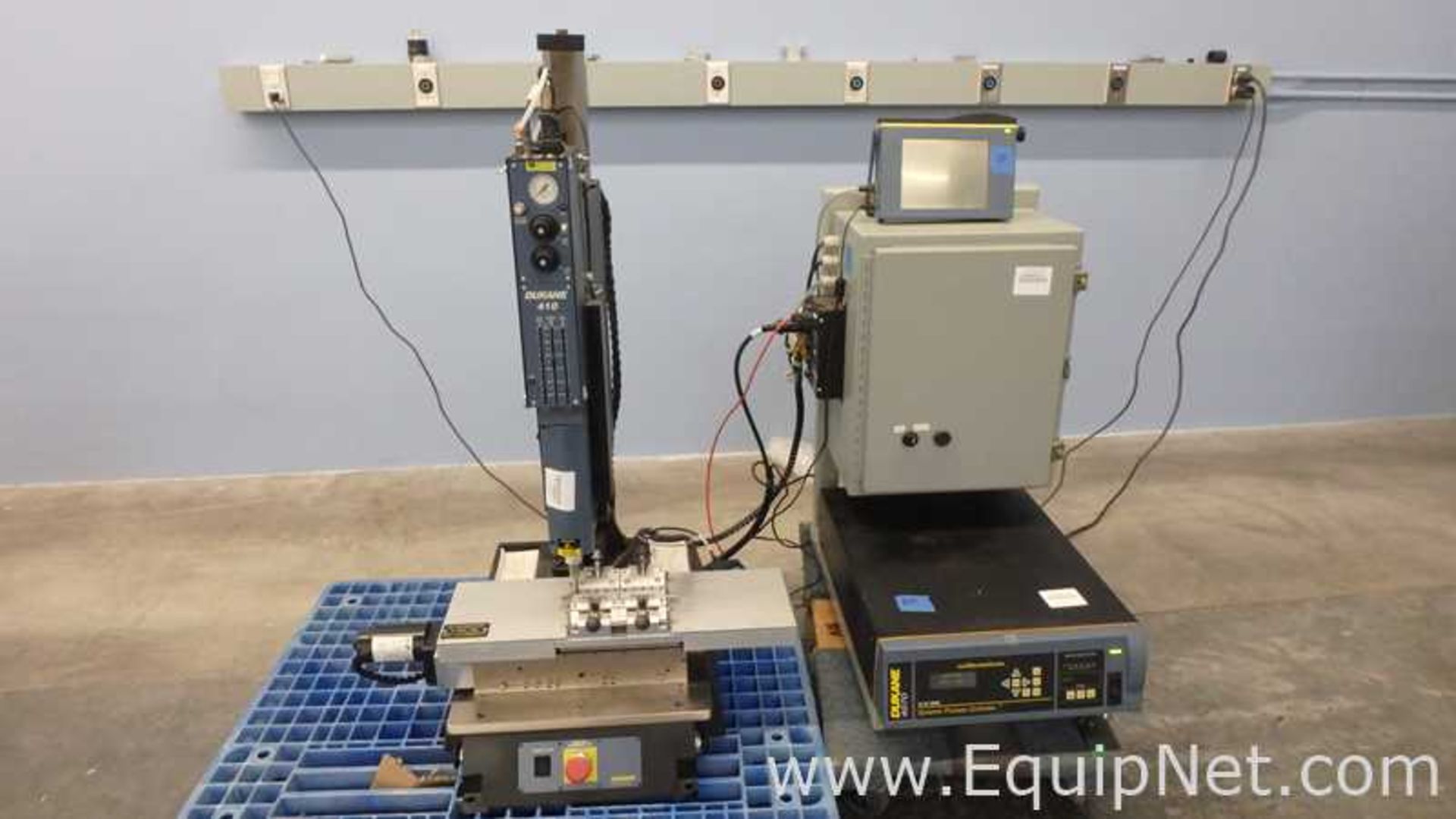 Dukane 410 Ultrasonic Welder with Dukane 4070 Dynamic Process Controller - Image 2 of 23