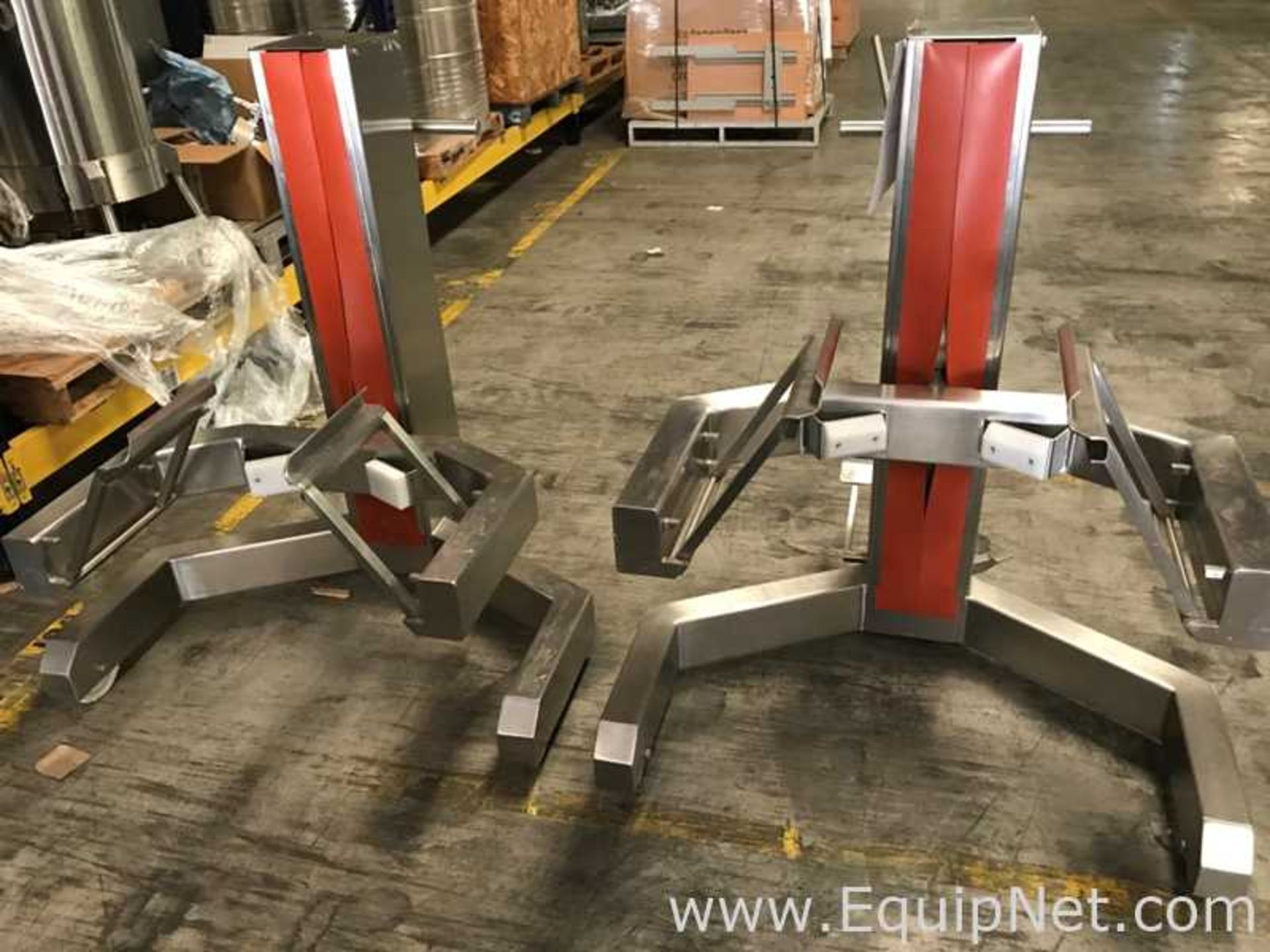 Lot Of Two Meto Corp DM-01 And DL-01 650 LB Capacity Material Lift