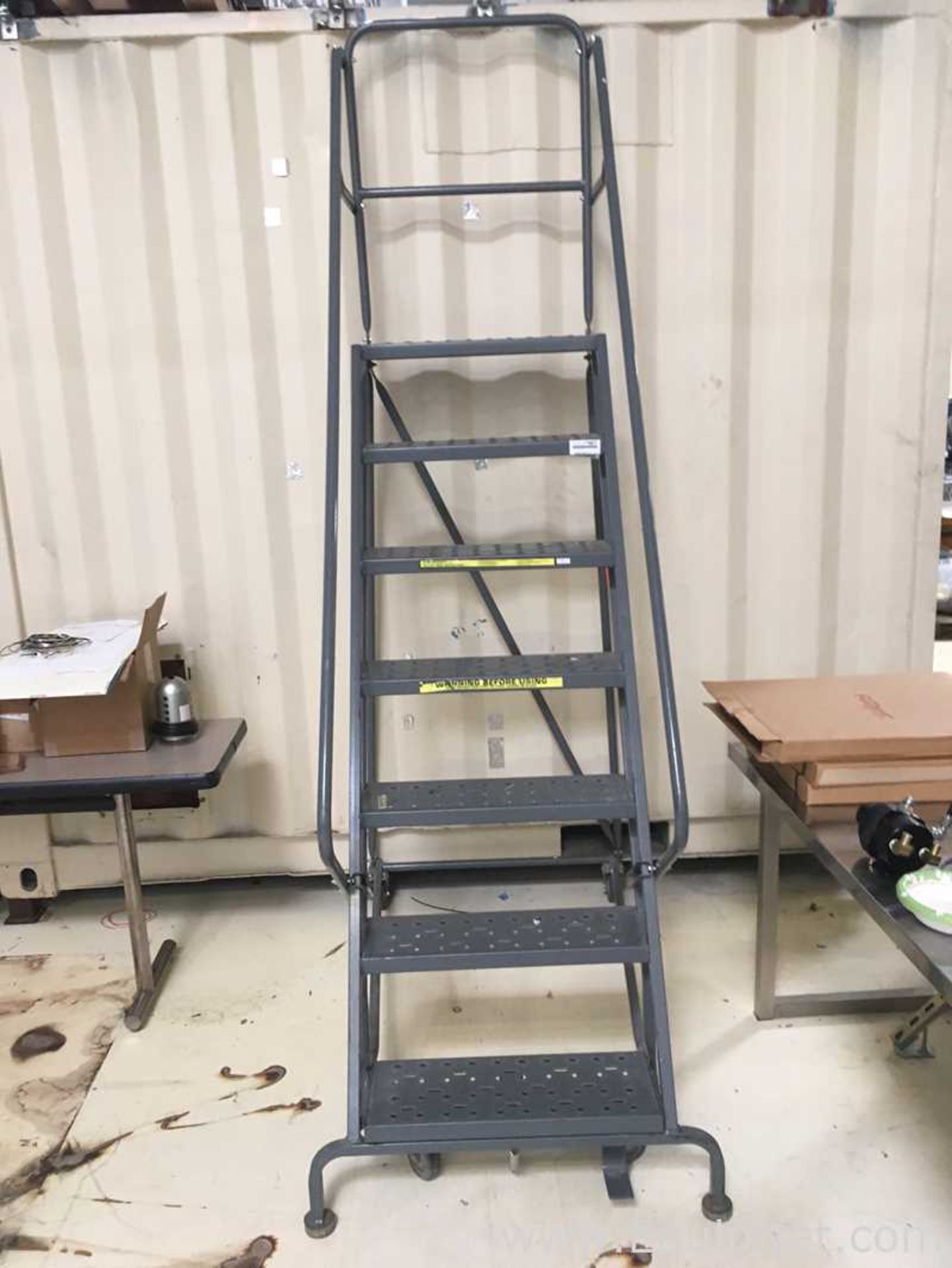 6 foot Portable Stairs