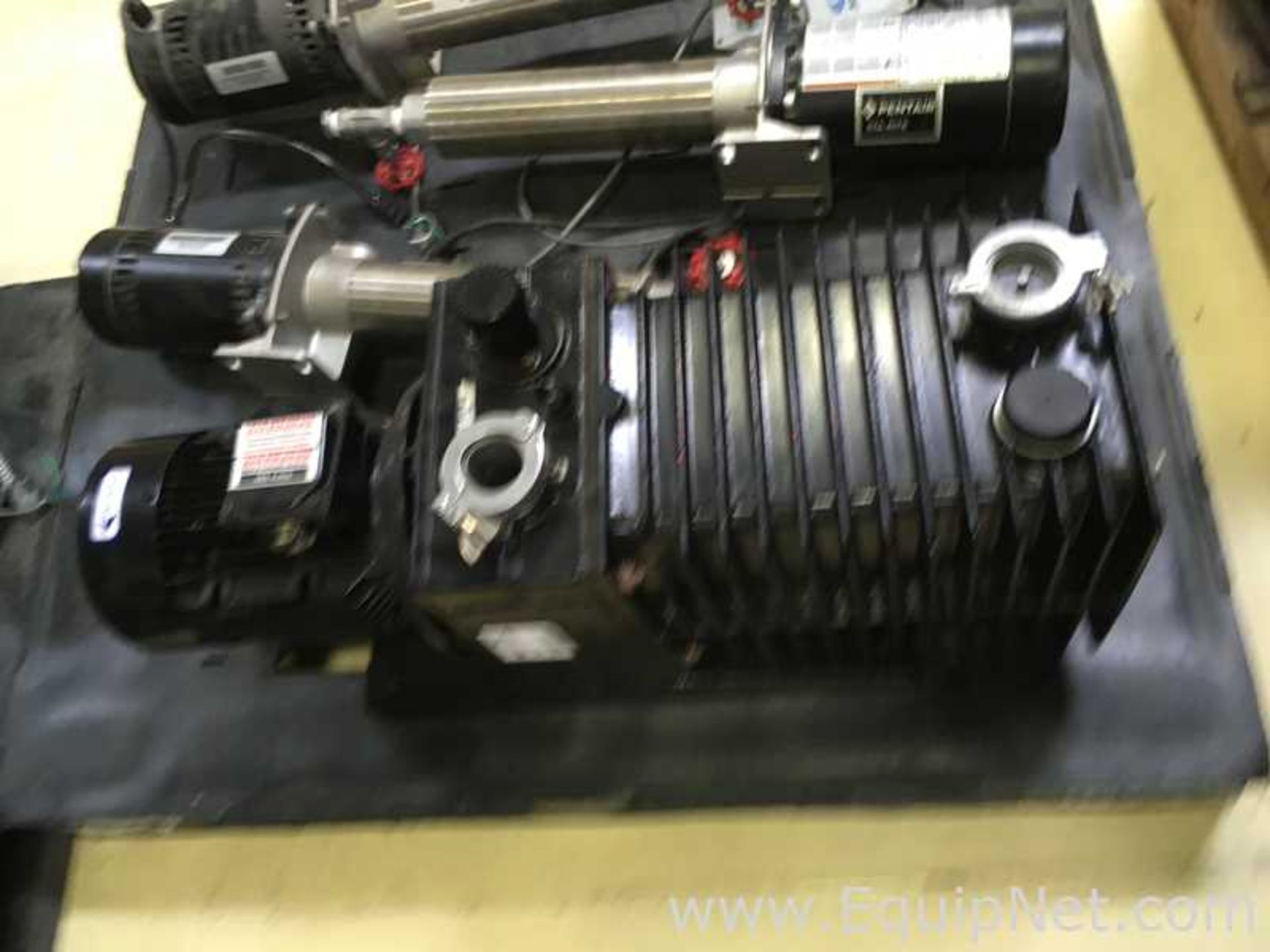 Alcatel 2063 Dual Stage Rotary Vane Vacuum Pump - Image 2 of 6