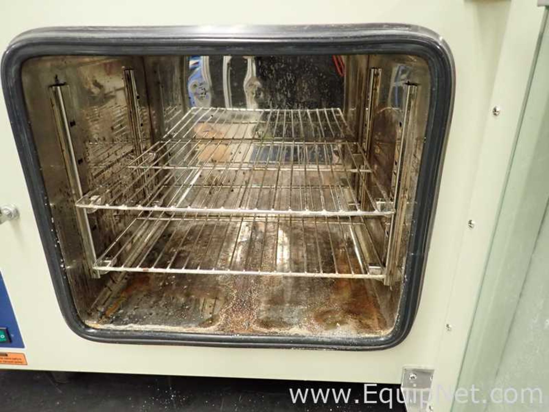 Across International VO-16050 Vacuum Drying Oven with TW-1A Vacuum Pump - Image 4 of 8