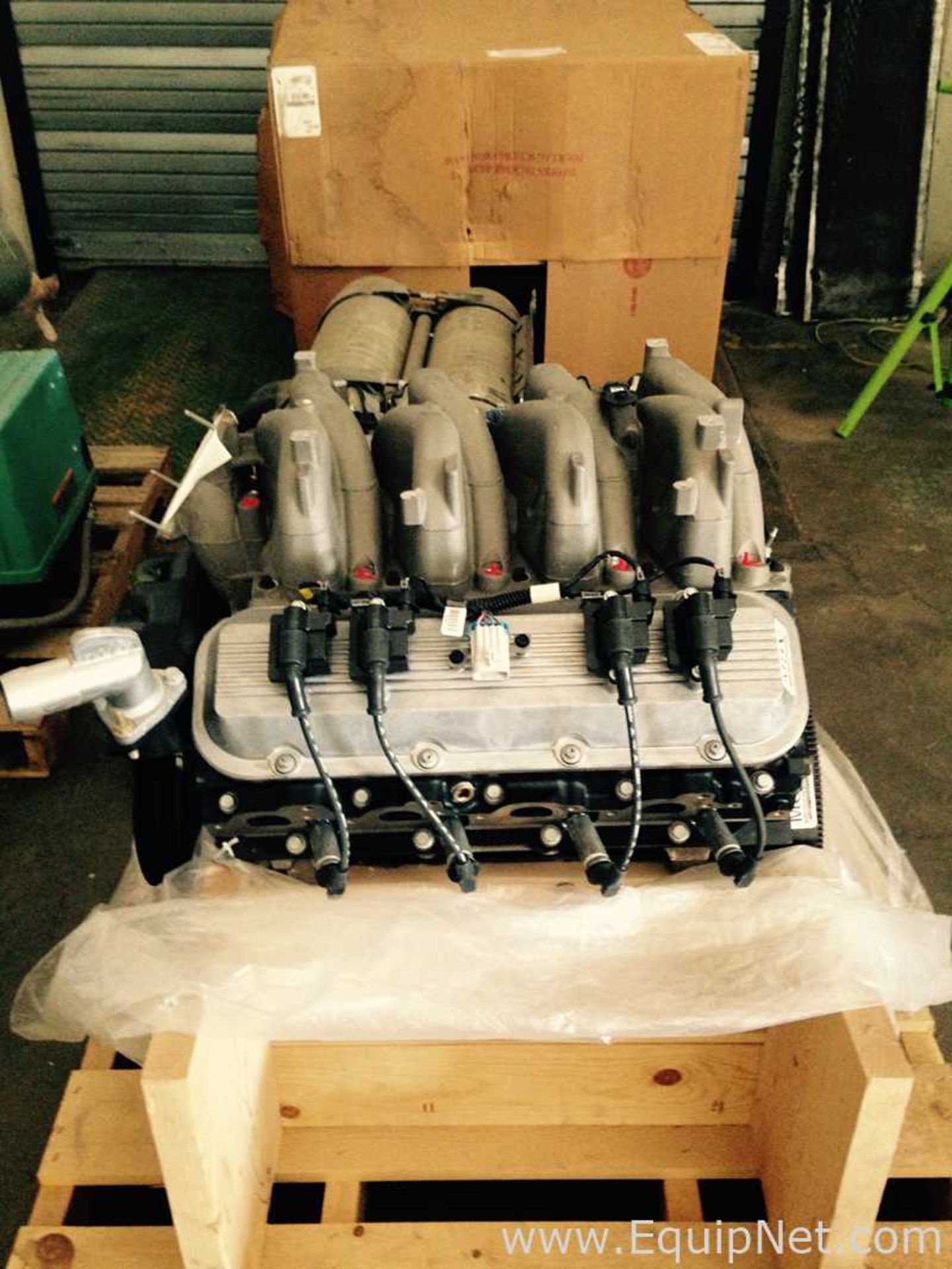 General Motors VORTEC 8100 496 Cubic Inch V8 Long Block Gasoline Engine Unused in Factory Crate - Image 3 of 6