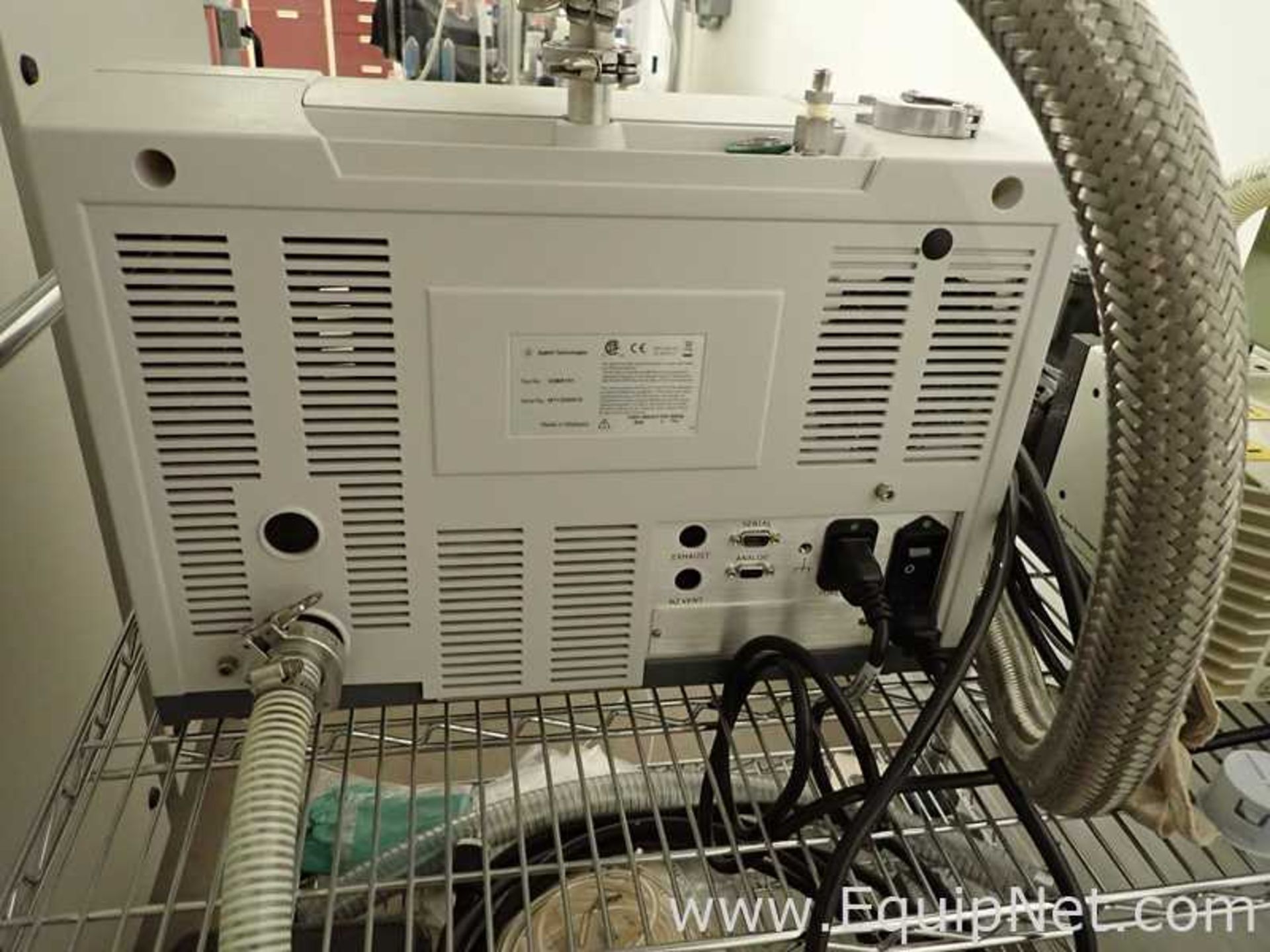 Agilent VSBR151 Leak Detector with DS 302 Vacuum Pump - Image 6 of 8