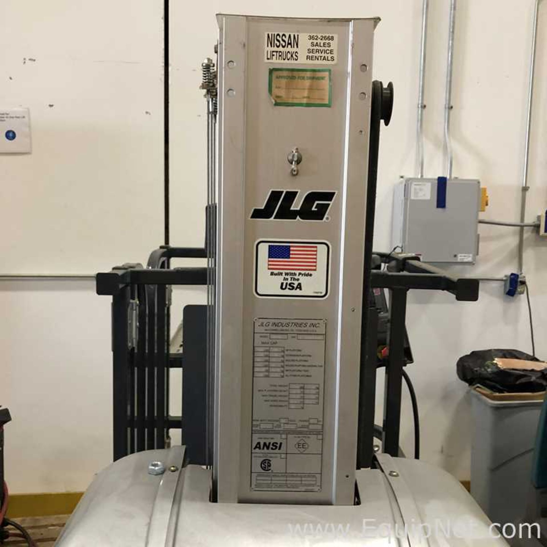 JLG Industries 20MSP Driveable Stock Picker Vertical Mast Lift - Image 7 of 14