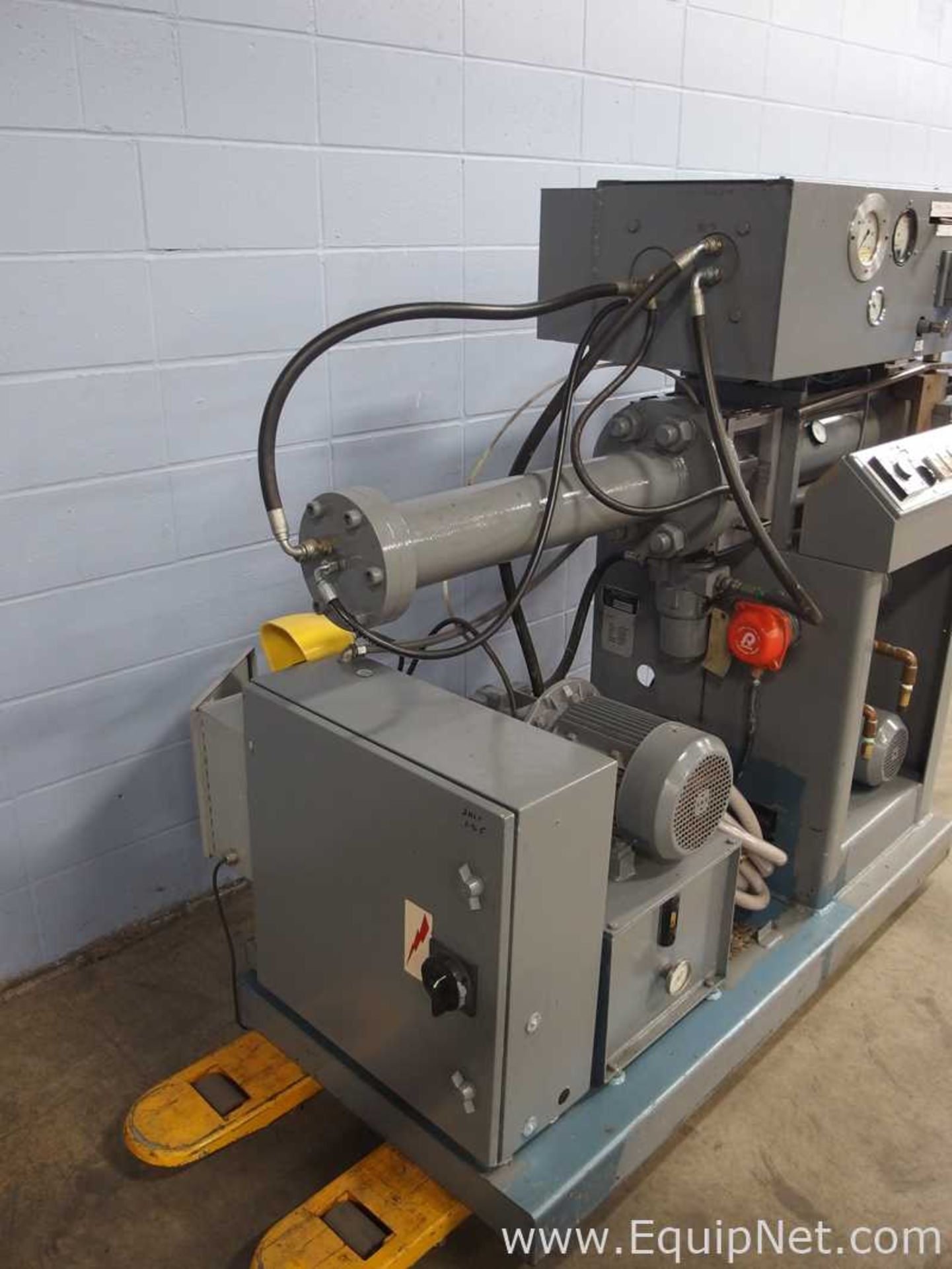 Barwell Machine and Rubber Group SP100 Precision Preformer Ram Extruder - Image 5 of 44