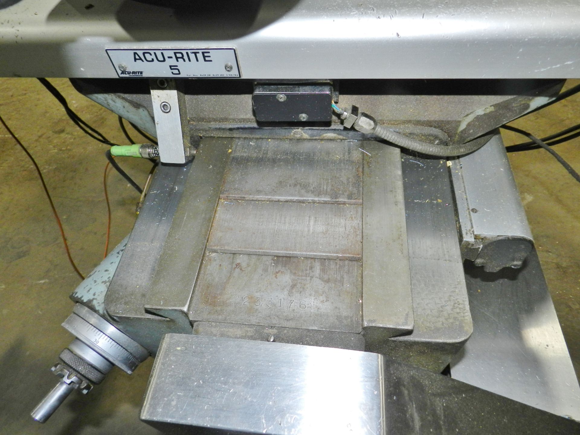 Bridgeport 9" x 42" Milling Machine 2HP - Image 6 of 7