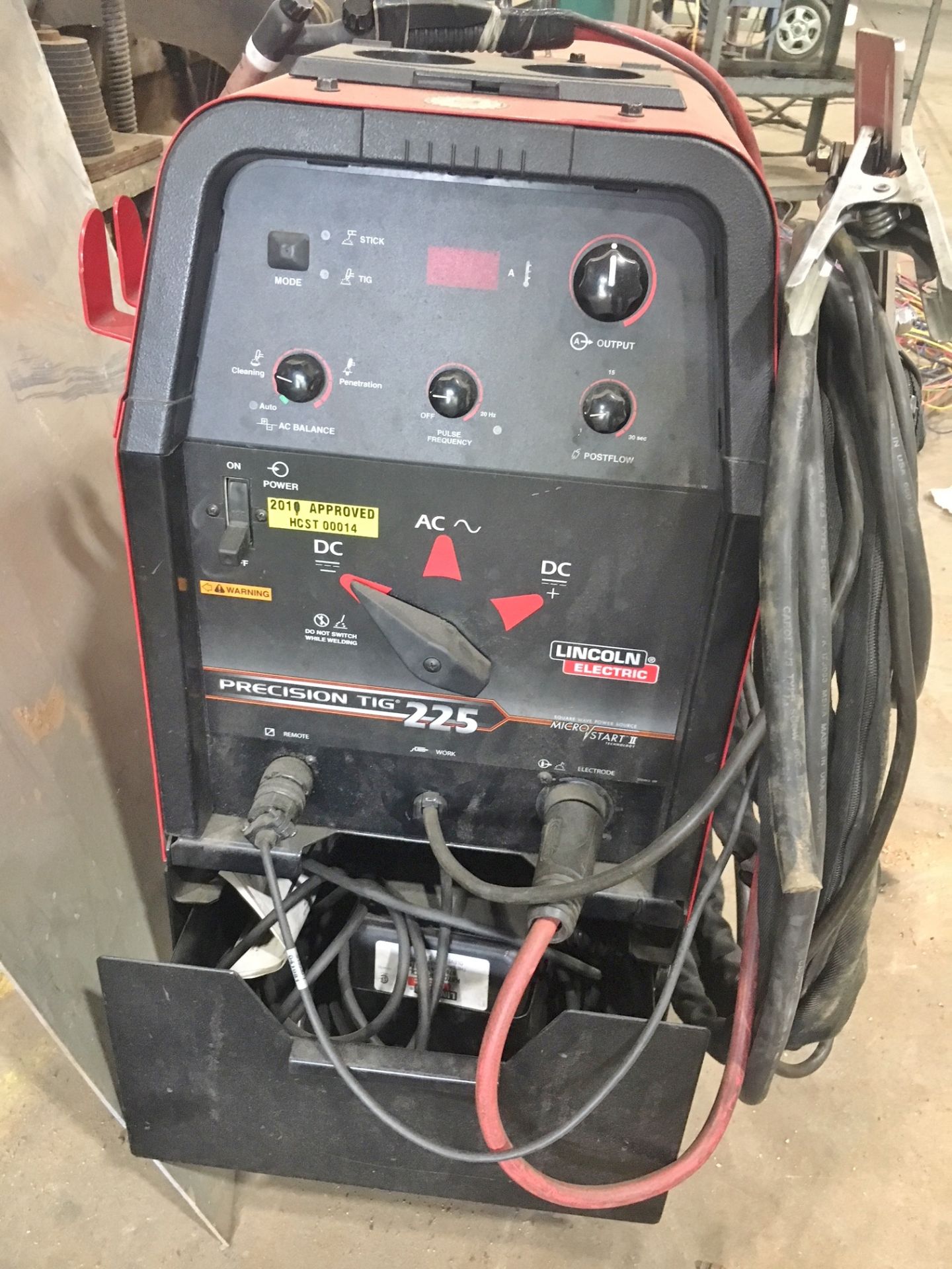 Lincoln Precision Tig 225 Welder - Image 3 of 5