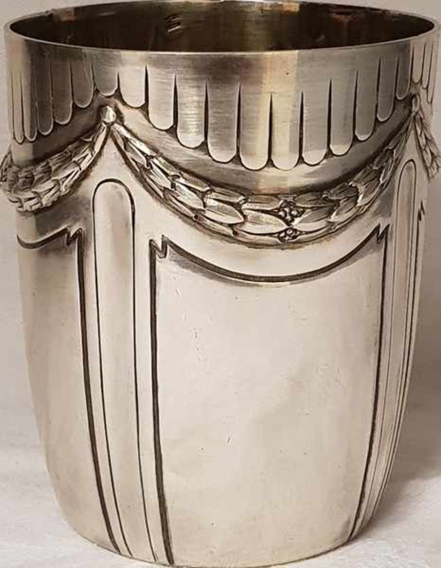 Silberbecher Frankreich im Empire Stil, Minerva Kopfpunze ( Silber 800 ), Herstellerpunze: "H&C",