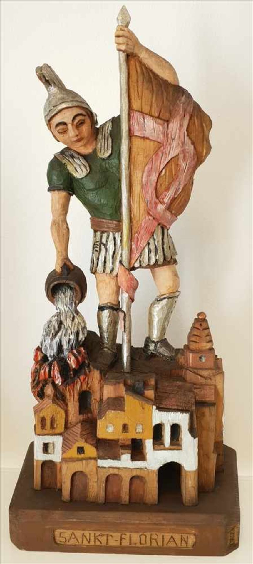 Heiliger Florian , Holz geschnitzt, Monogramm: TB (Toni Baumgartner?), Höhe: 52,5cm