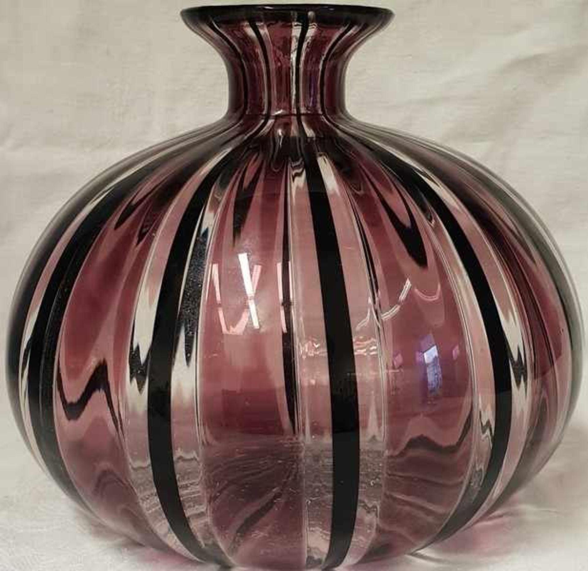 Blumenvase, Glas , 20.Jhd. am Boden signiert: Feno Murano, Höhe: 13cm