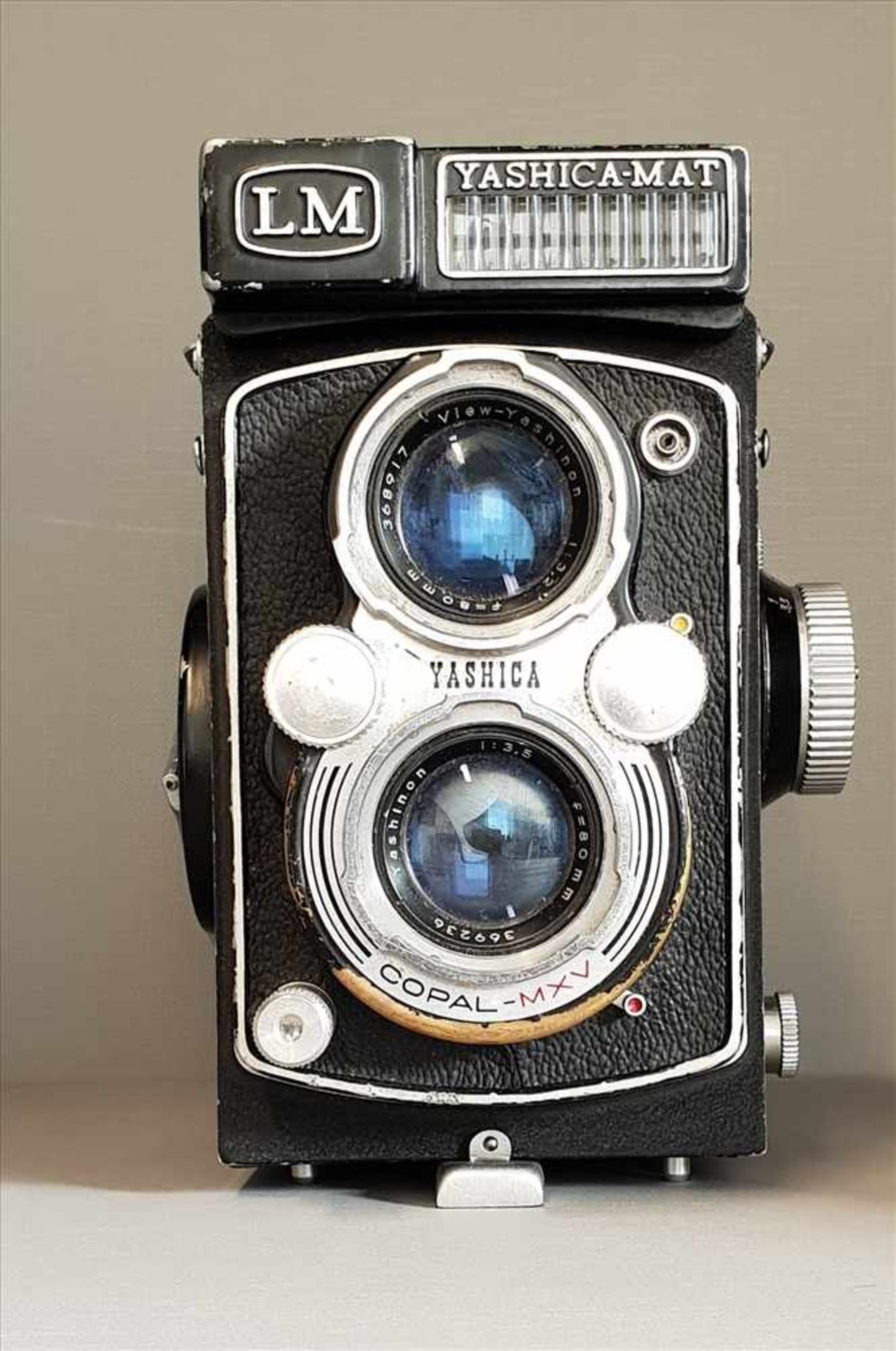 Yashica-Mat LM , Analog Kamera, 1950er Jahre, Nr.: MTL 2111816, 1124g, Funktion nicht überprüft,