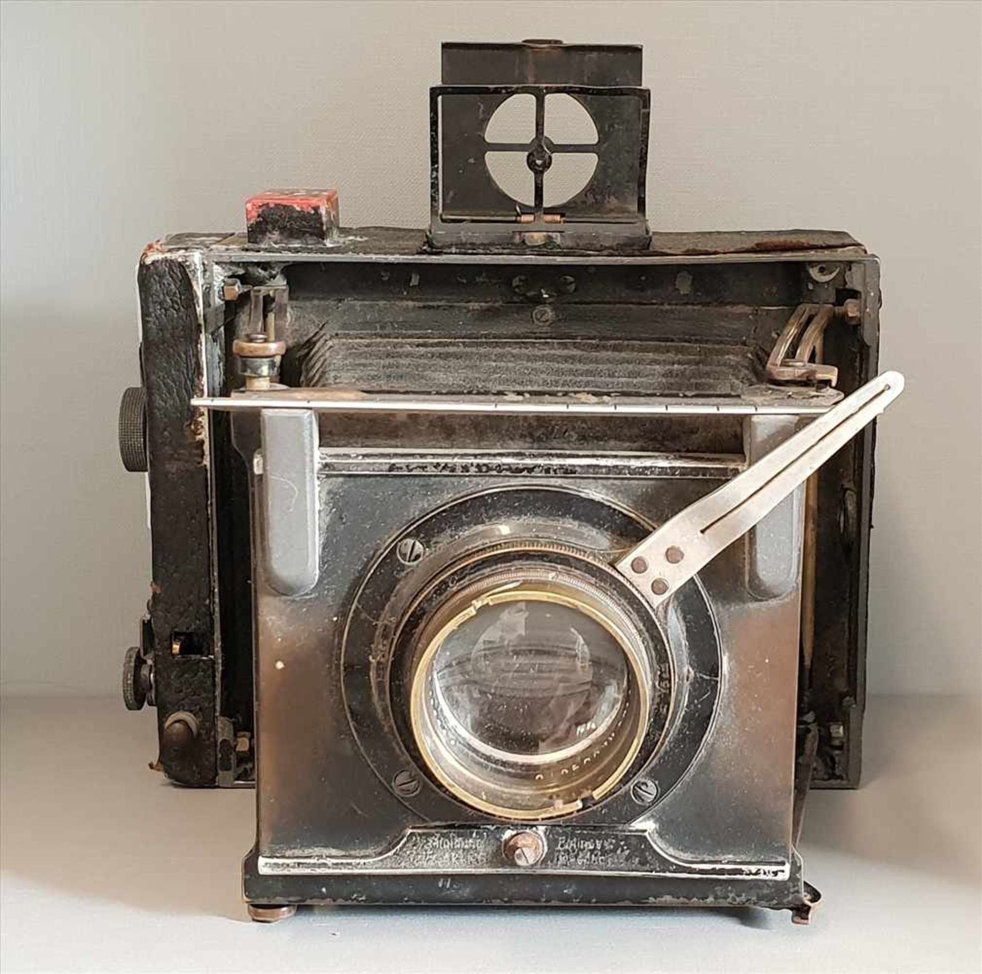 Plattenkamera,ICA Minimum Palmos 457 10 x 15 ,Carl Zeiss lLinse, 1:3.5 f 18 cmAlter: ca. 1909-1920 ,