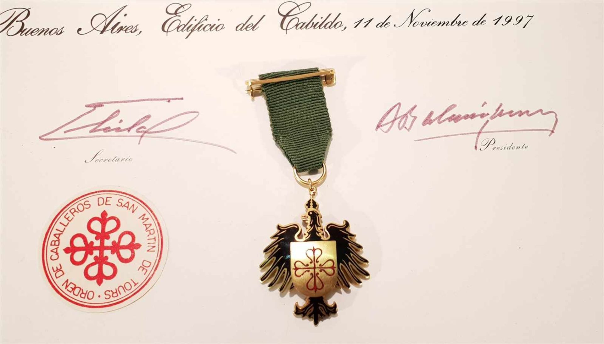 Orden de Caballeros de San Martin de Tours an Dr. Adolf Ritter von Wagner verliehen, Buenos Aires - Bild 2 aus 2