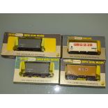 OO GAUGE: WRENN RAILWAYS: A GROUP OF RARER VANS TO INCLUDE: 2 X W5089 REFRIGERATOR VANS (INSUL.