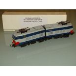 HO GAUGE: A LIMA ITALIAN OUTLINE 2-RAIL ELECTRIC LOCOMOTIVE - E 656.023 IN FS LIVERY - G IN